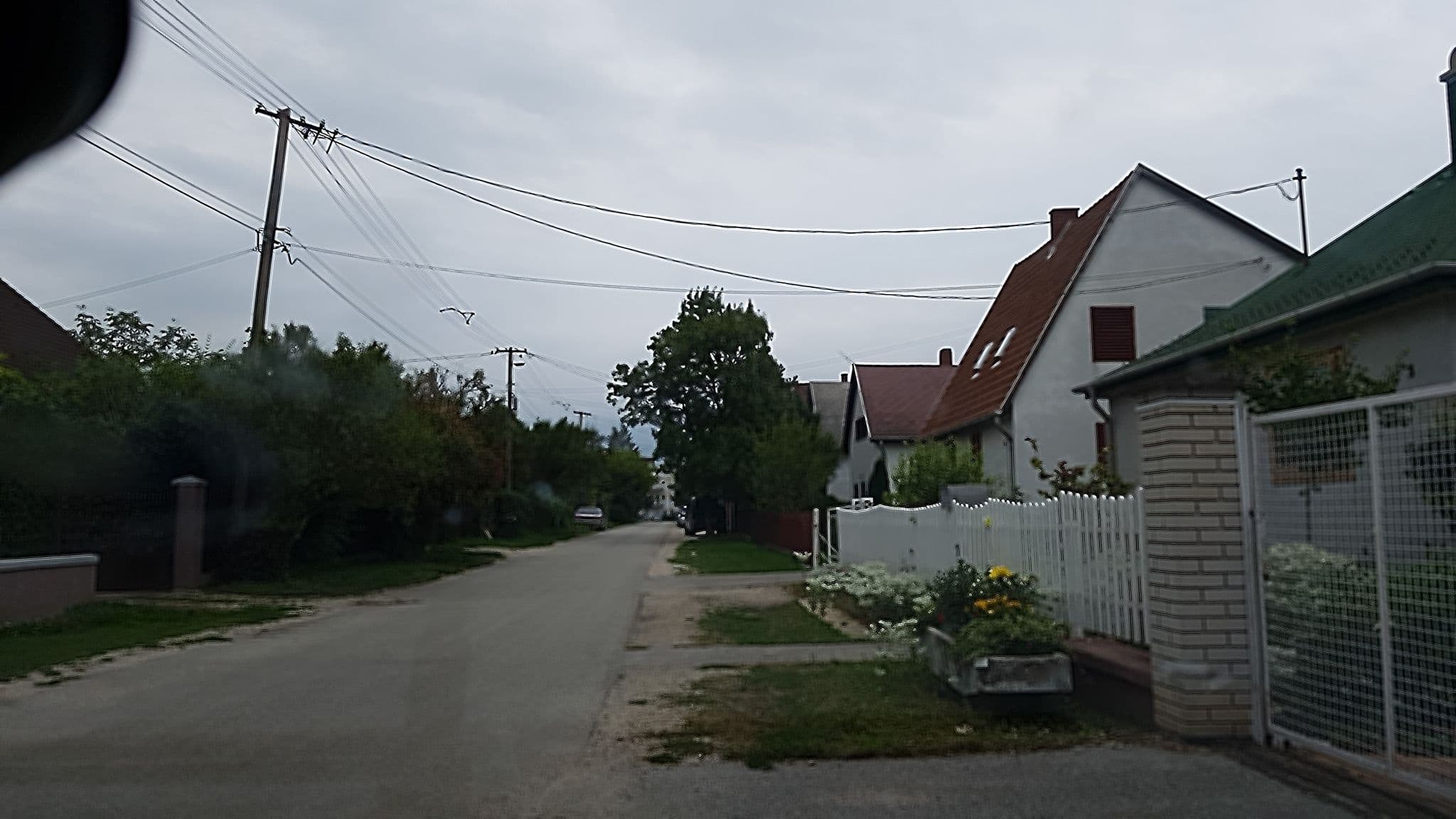 Street view near Liliom Apartman, Balatonalmádi — © grin (CC BY-SA · Mapillary)
