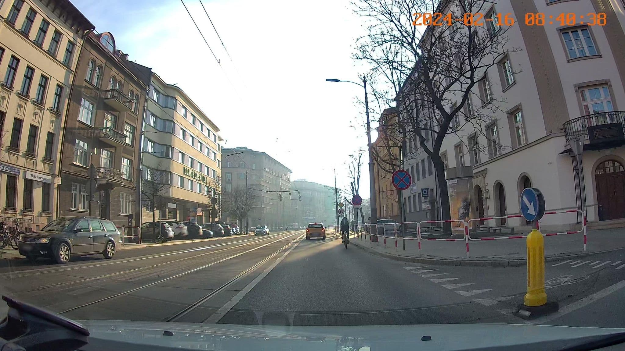 Street view near The Crown Krakow Center - Handwritten Collection, Kraków — © jswk (CC BY-SA · Mapillary)