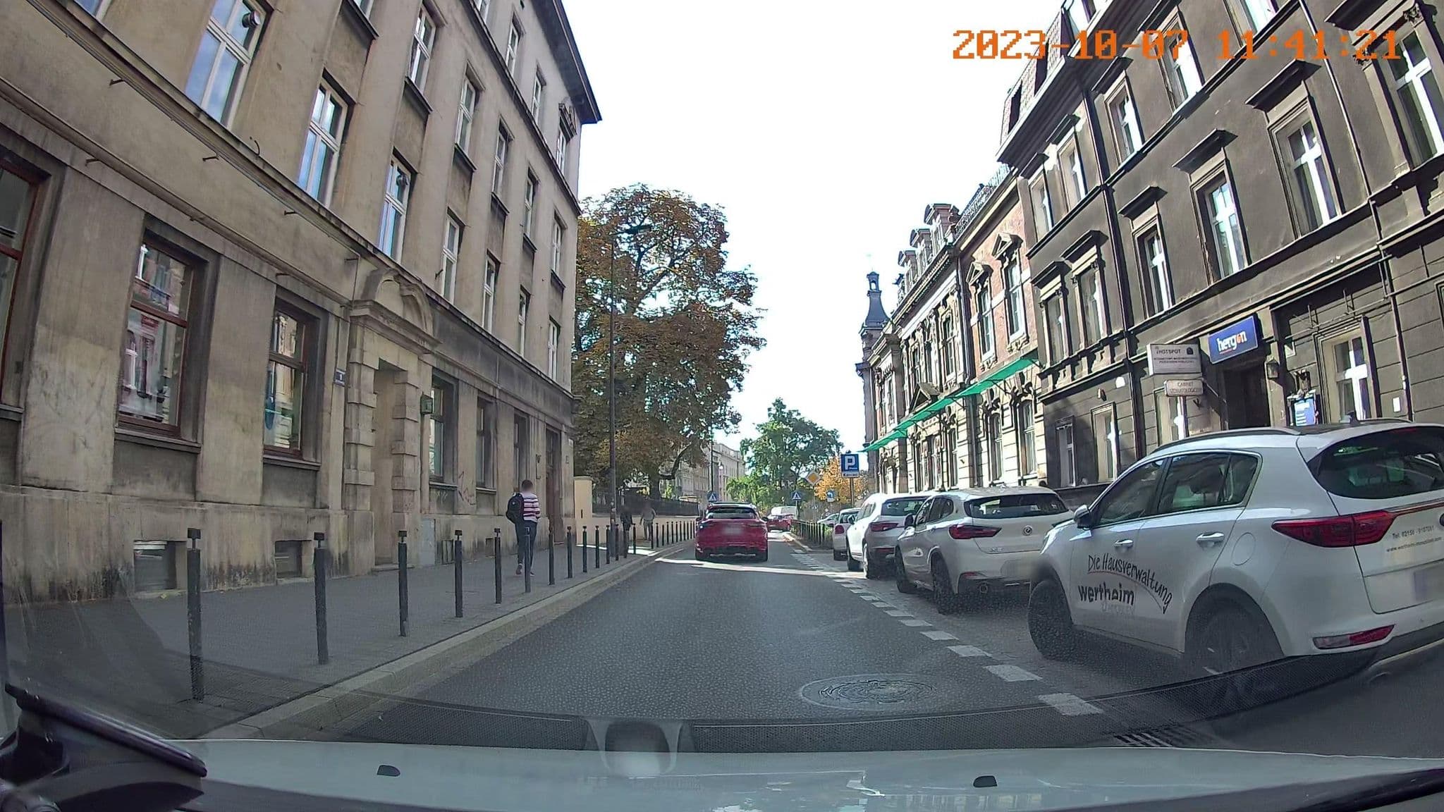 Street view near Airbnb Warszawska, Kraków — © jswk (CC BY-SA · Mapillary)