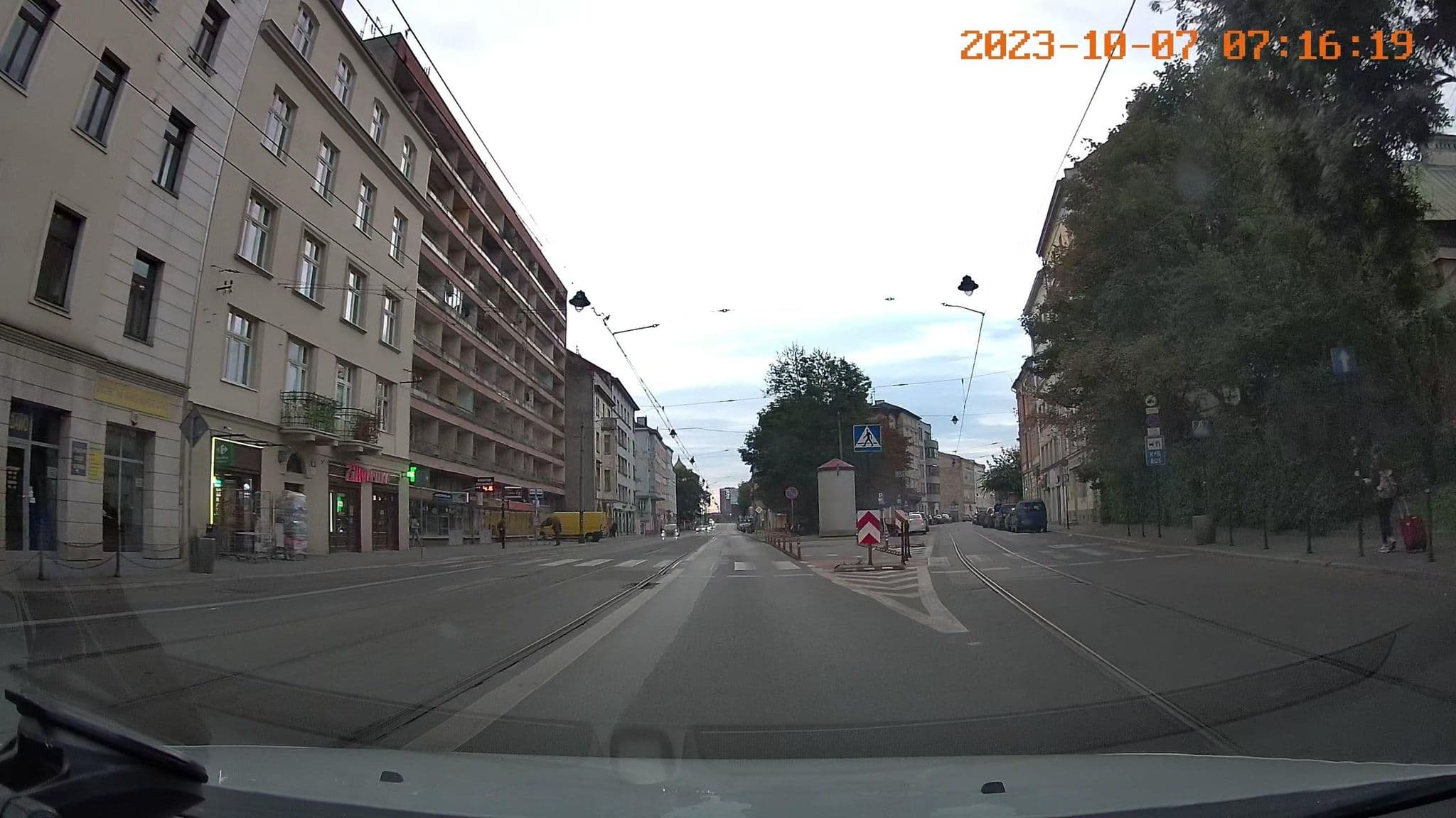 Street view near Happy Apartments, Kraków — © jswk (CC BY-SA · Mapillary)