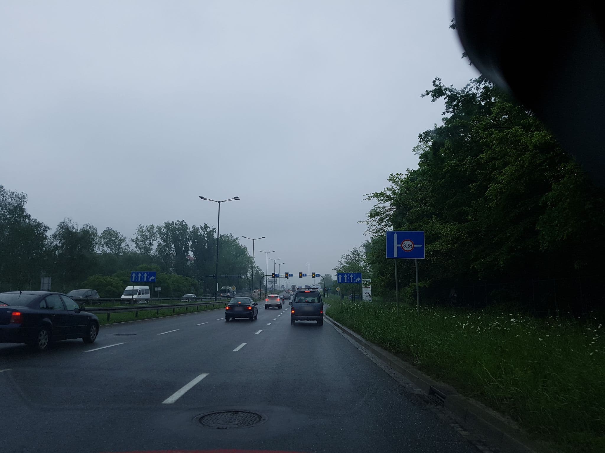 Street view near Hotel przyszpitalny, Czarnochowice — © dsmm (CC BY-SA · Mapillary)