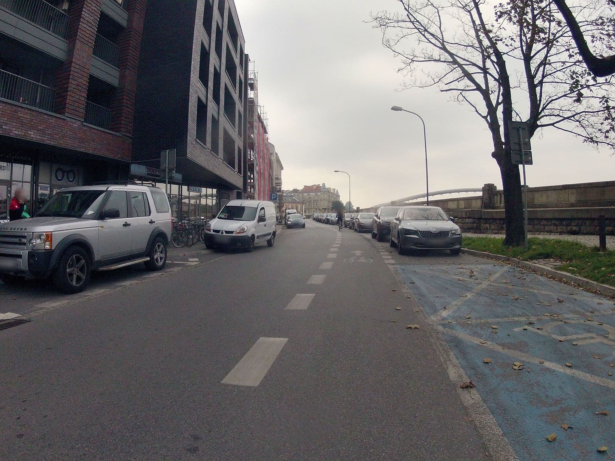 Street view near Gardiv III, Kraków — © ekeshkekesh (CC BY-SA · Mapillary)