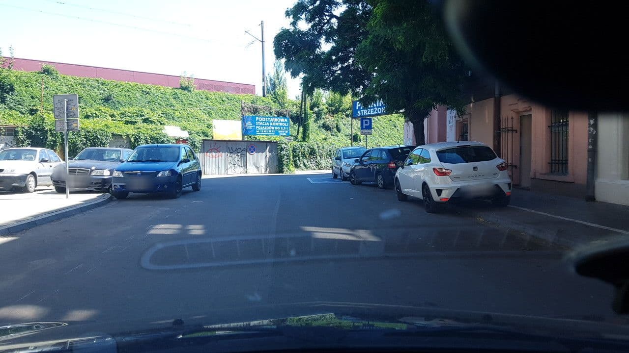 Street view near Ada Wolne Pokoje, Kraków — © mik007 (CC BY-SA · Mapillary)