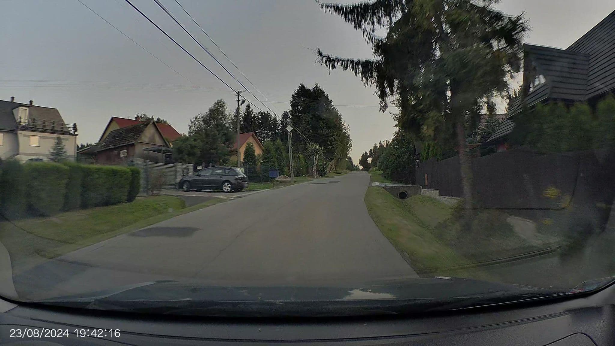 Street view near jankowka, Ochojno — © Grzesiekk (CC BY-SA · Mapillary)