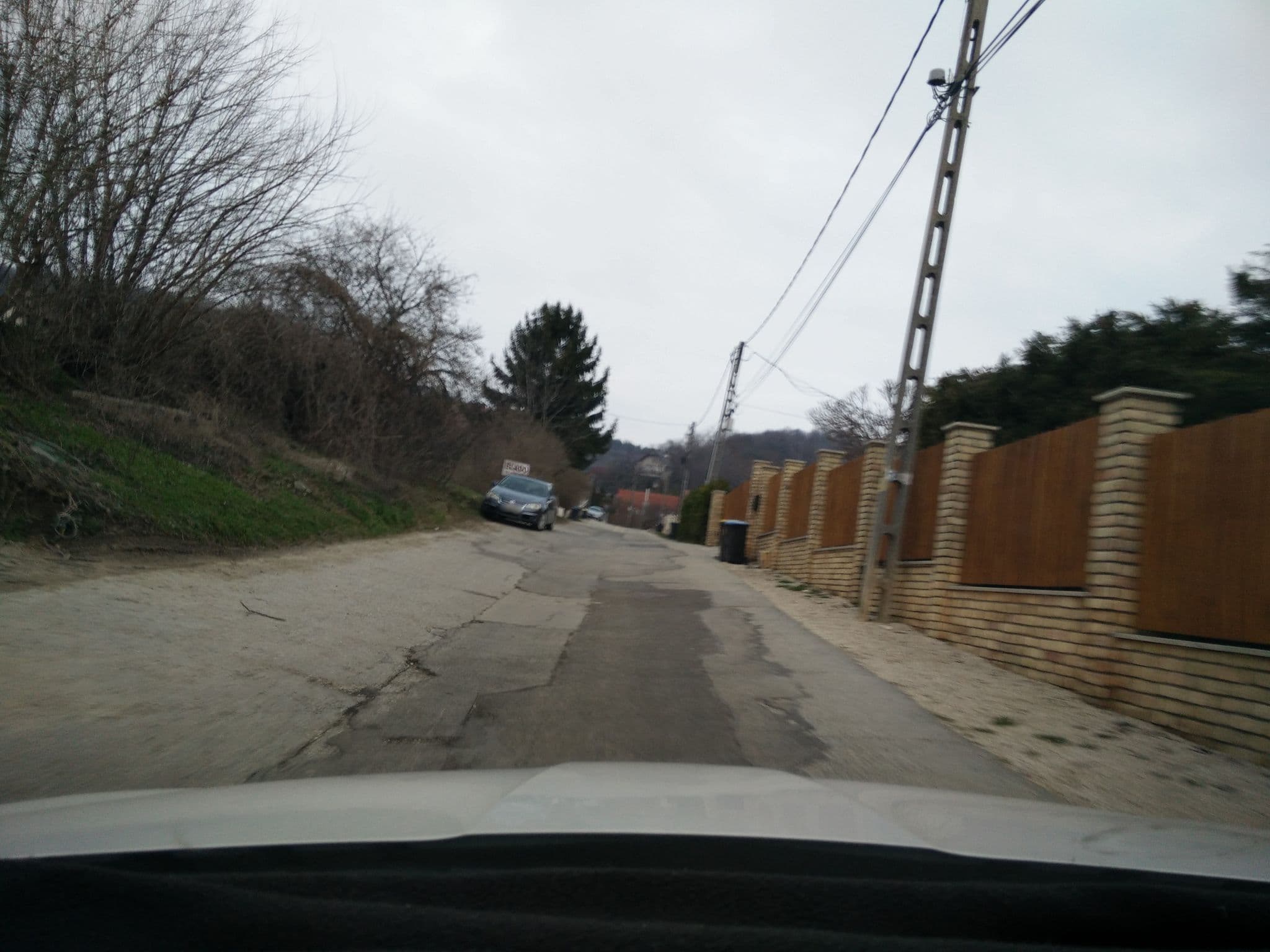 Street view near Kerékhegy Vendégház, Szekszárd — © grin (CC BY-SA · Mapillary)