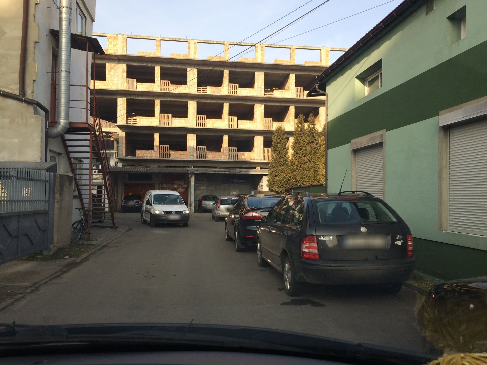 Street view near Ciśnieniowe Odlewanie Metalu Znal Dukat Dagmara Juryk, Grzegórzki — © ekeshkekesh (CC BY-SA · Mapillary)