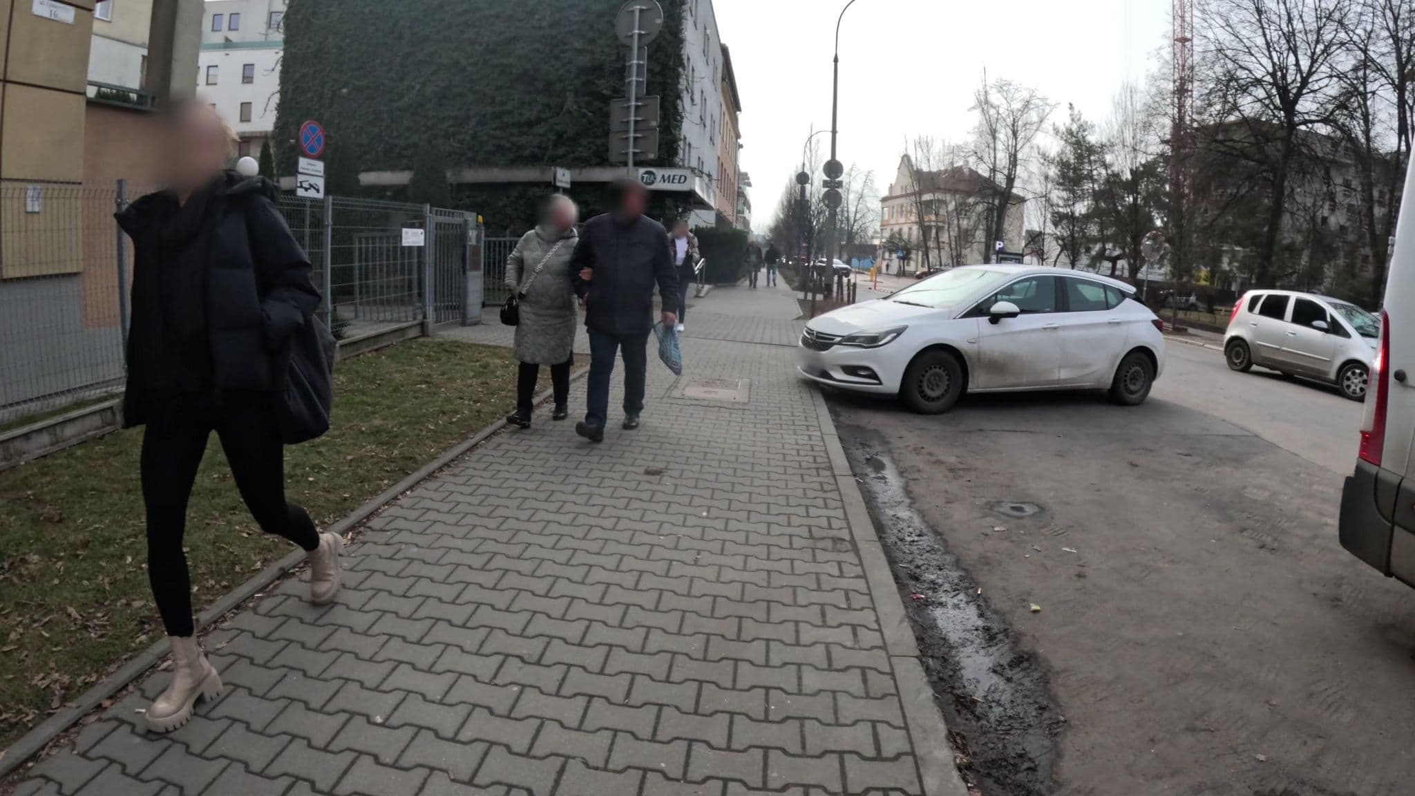 Street view near Apartamenty Cystersow, Grzegórzki — © krzyk (CC BY-SA · Mapillary)