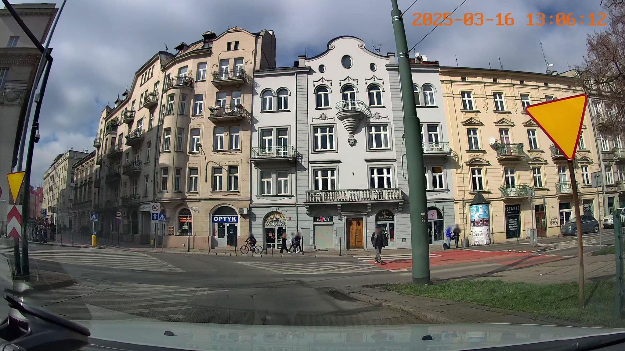 Street view near KRAK Apartments, Kraków — © jswk (CC BY-SA · Mapillary)