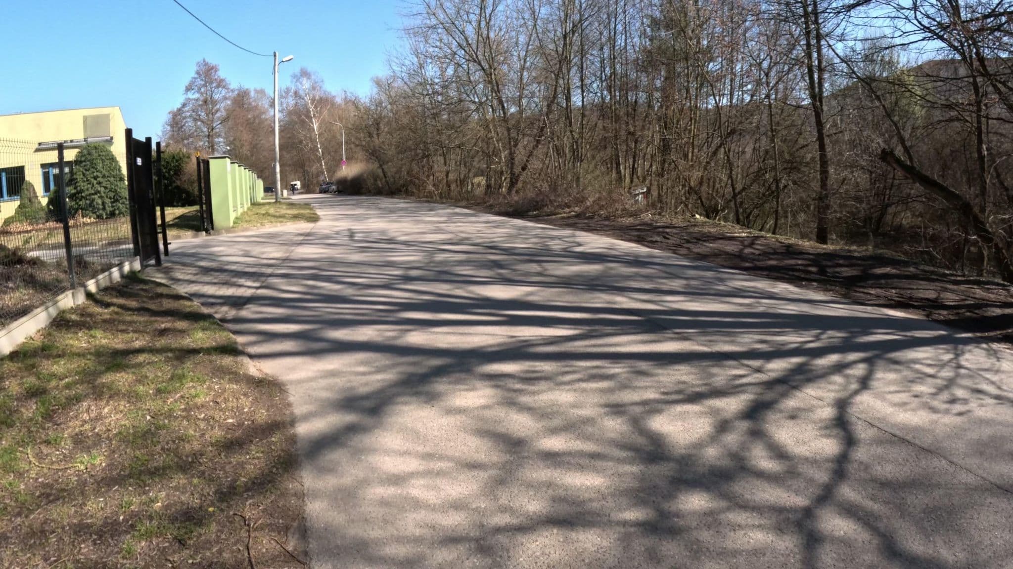 Street view near Izba Wytrzeźwień, Bieńczyce — © krzyk (CC BY-SA · Mapillary)