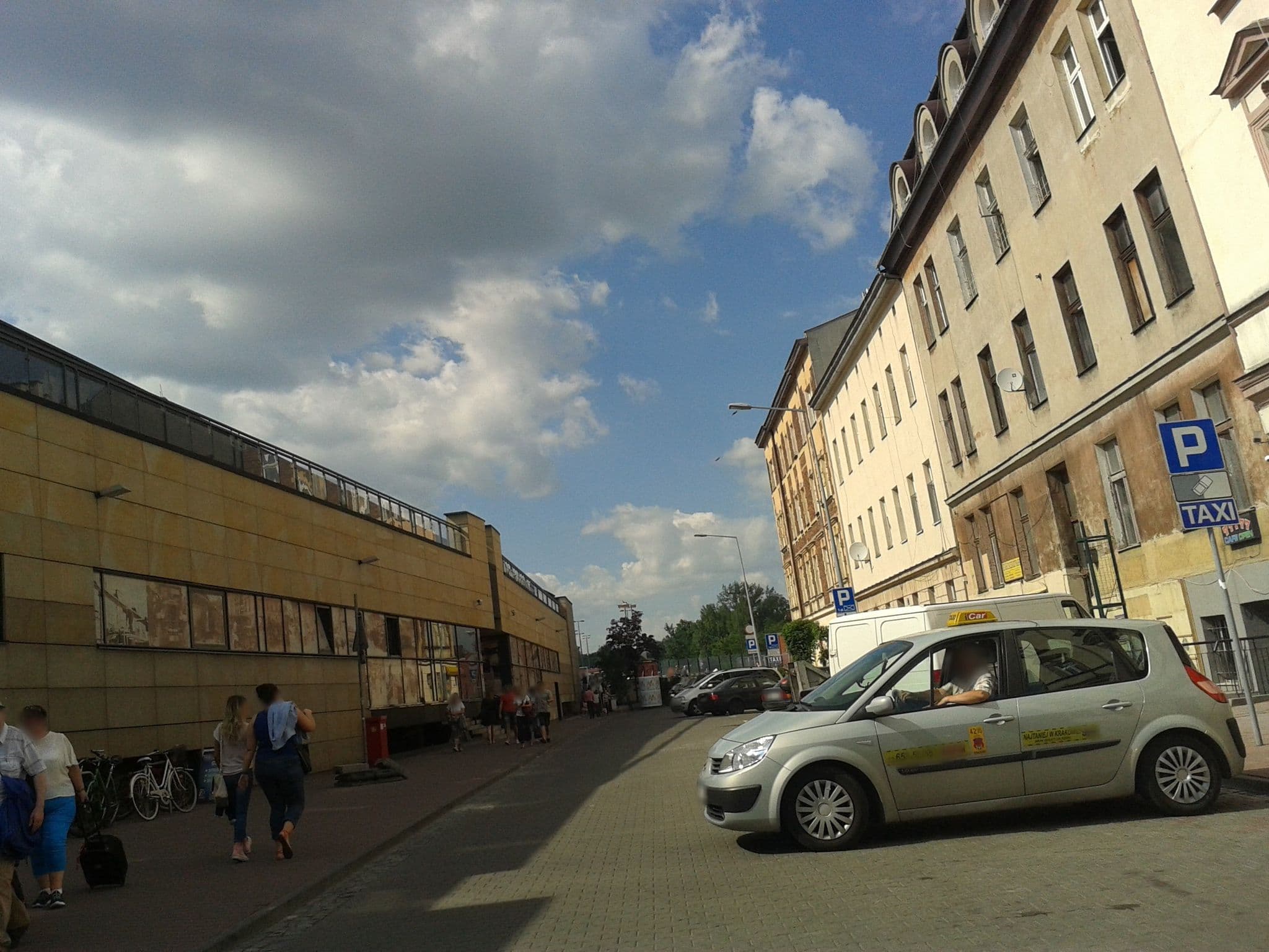 Street view near Amstra Luxury Apartments Sp. z o.o., Kraków — © qmell (CC BY-SA · Mapillary)