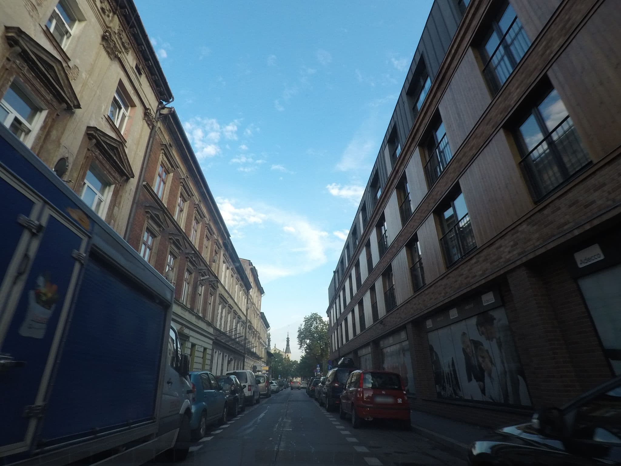 Street view near Apartamenty Sun & Snow Kraków Browar Lubicz, Kraków — © canadarunner (CC BY-SA · Mapillary)