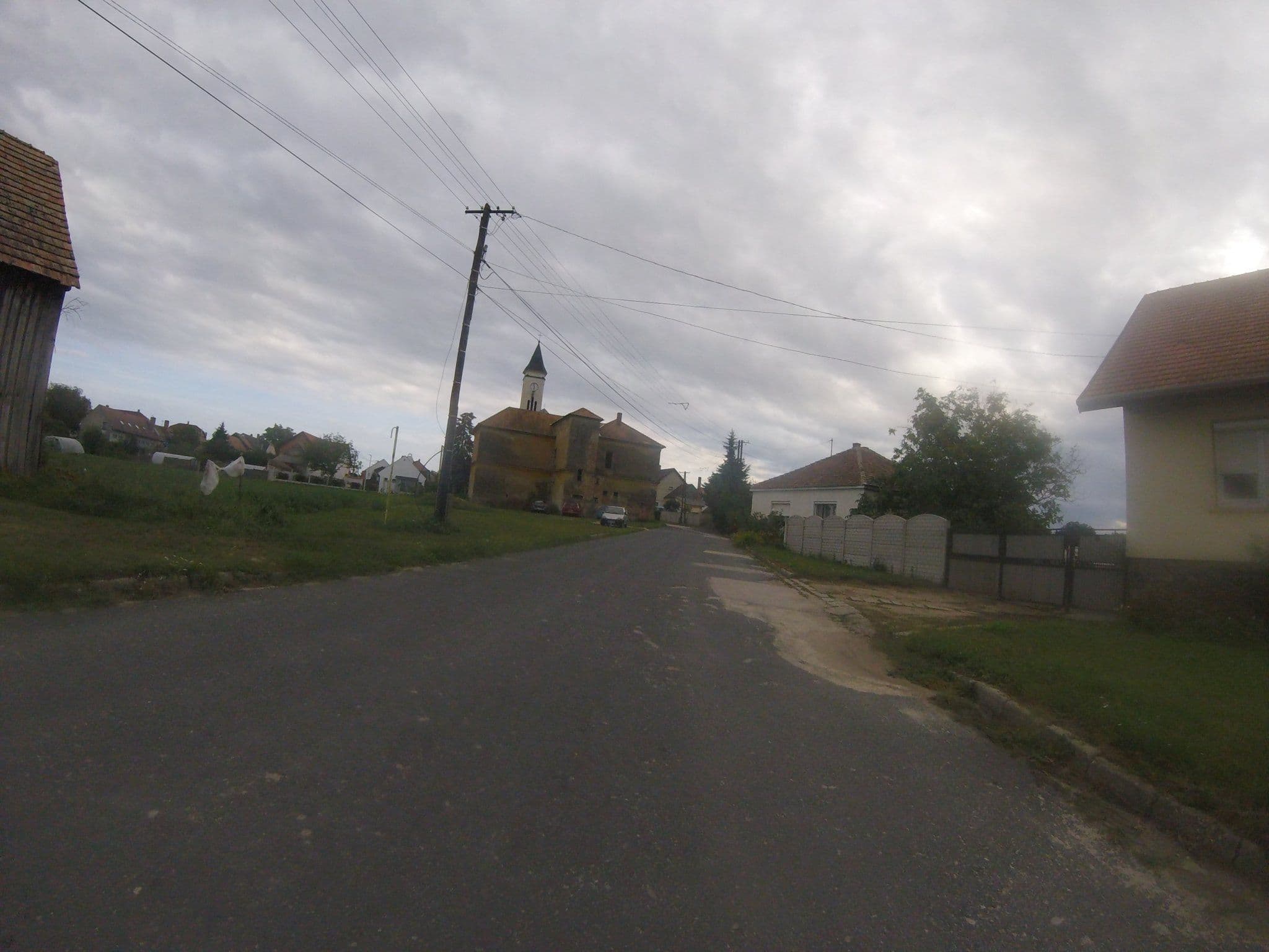 Street view near Filoméne vendégház, Hegykő — © utvonalfelmeresek (CC BY-SA · Mapillary)