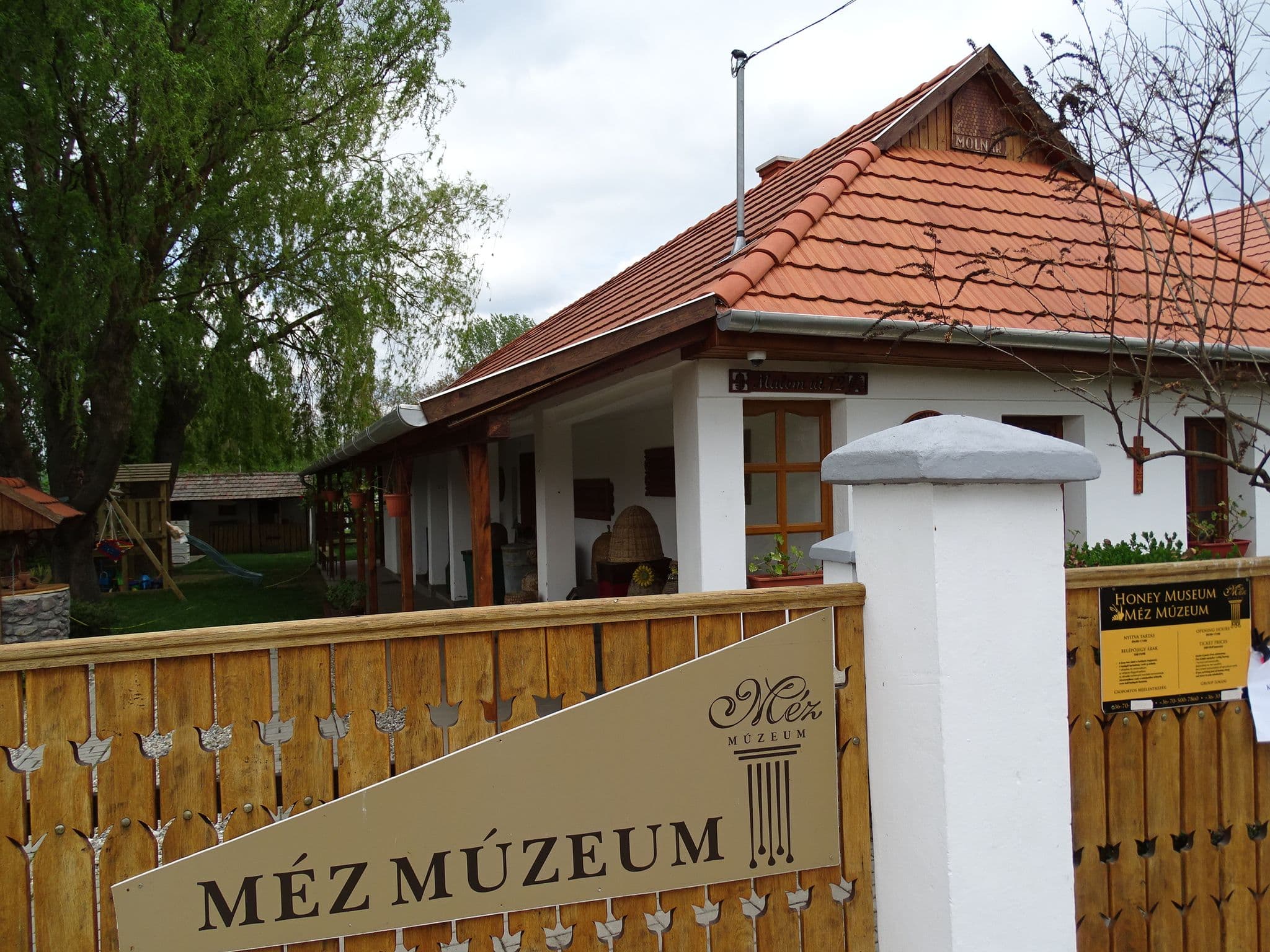 Street view near Mézes Gergő Vendégház, Encs — © tomborg (CC BY-SA · Mapillary)