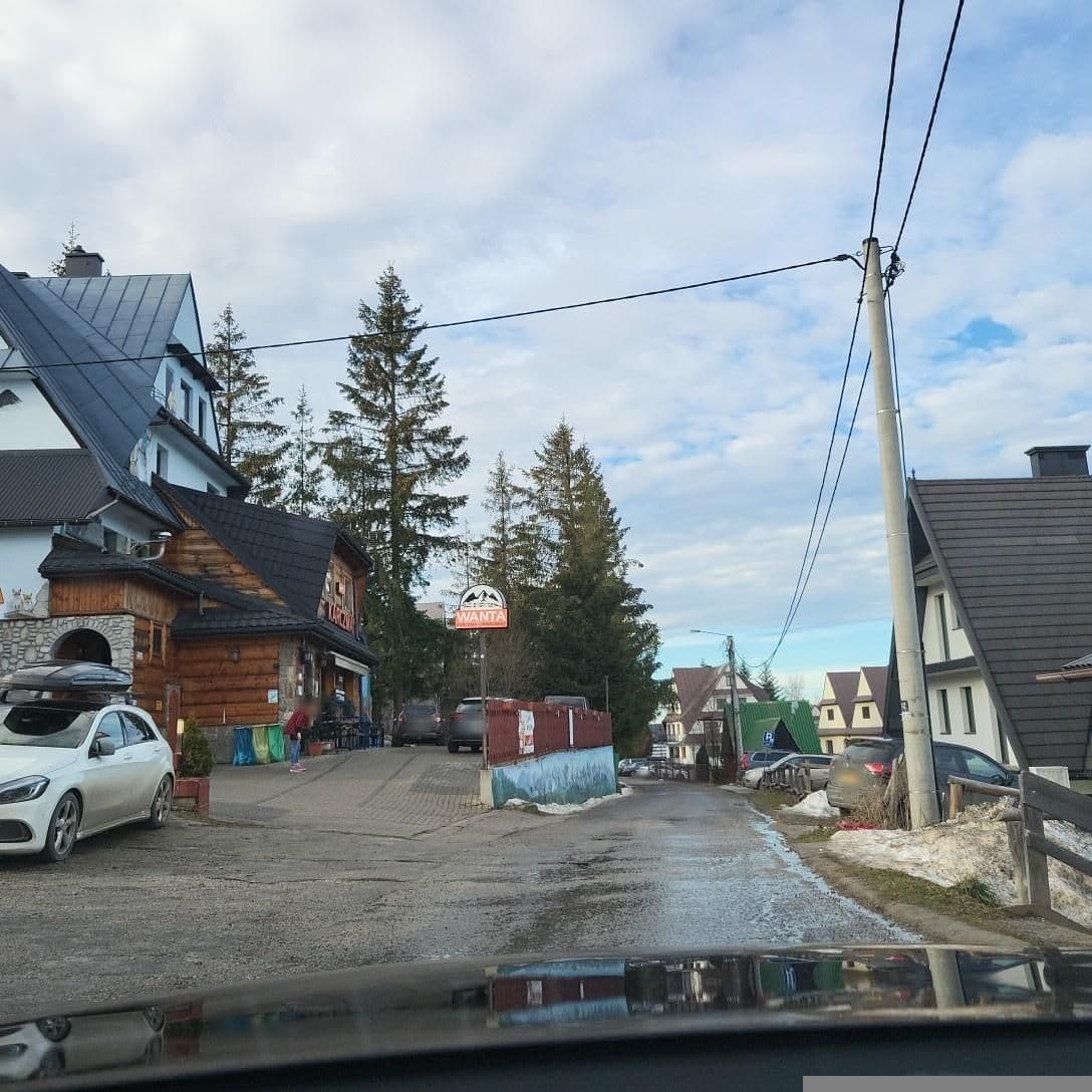 Street view near Miś Pokoje Gościnne, Bukowina Tatrzańska — © picturehoover (CC BY-SA · Mapillary)