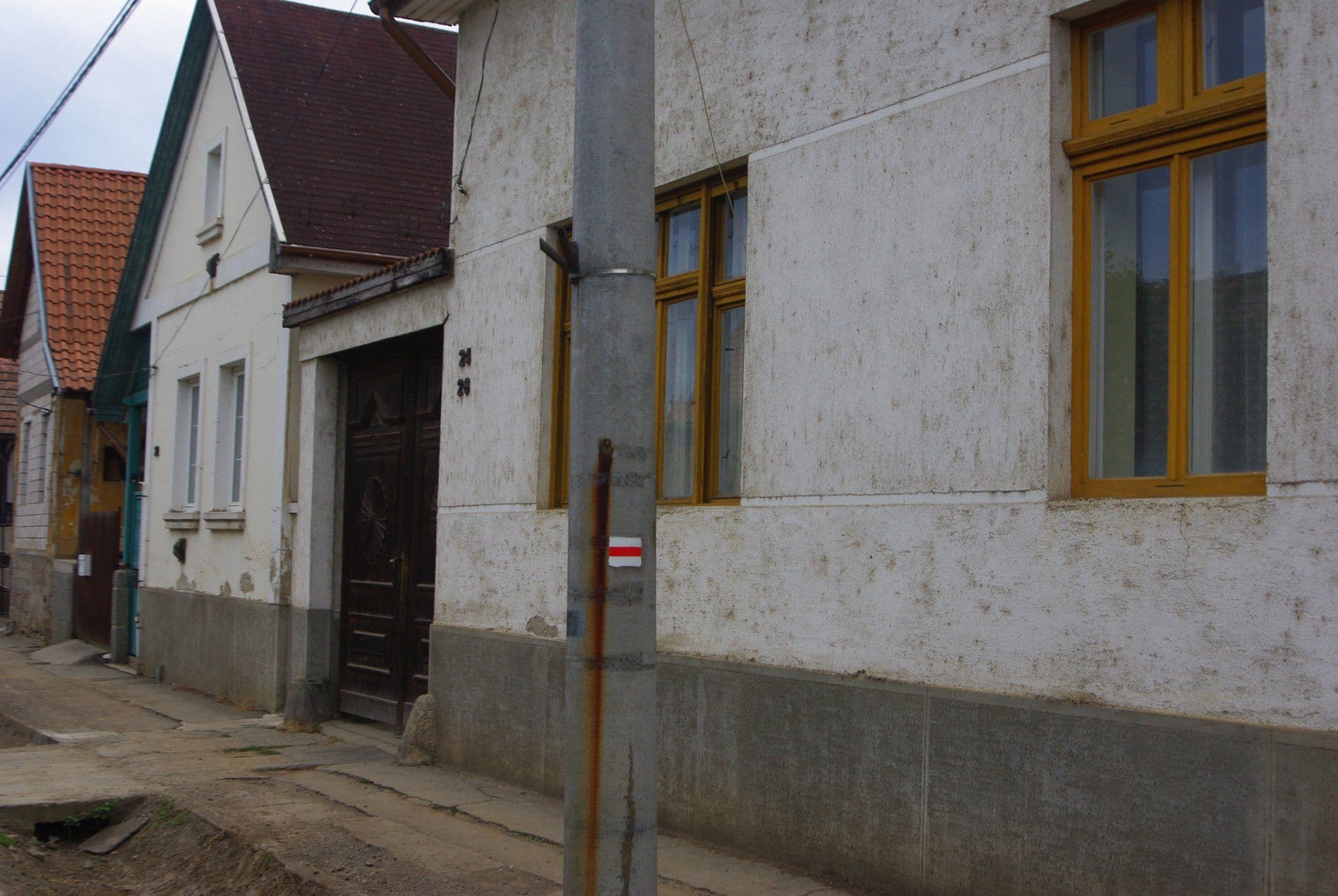 Street view near Nagymarosi Vadszőlős Vendégház, Nagymaros — © utvonalfelmeresek (CC BY-SA · Mapillary)