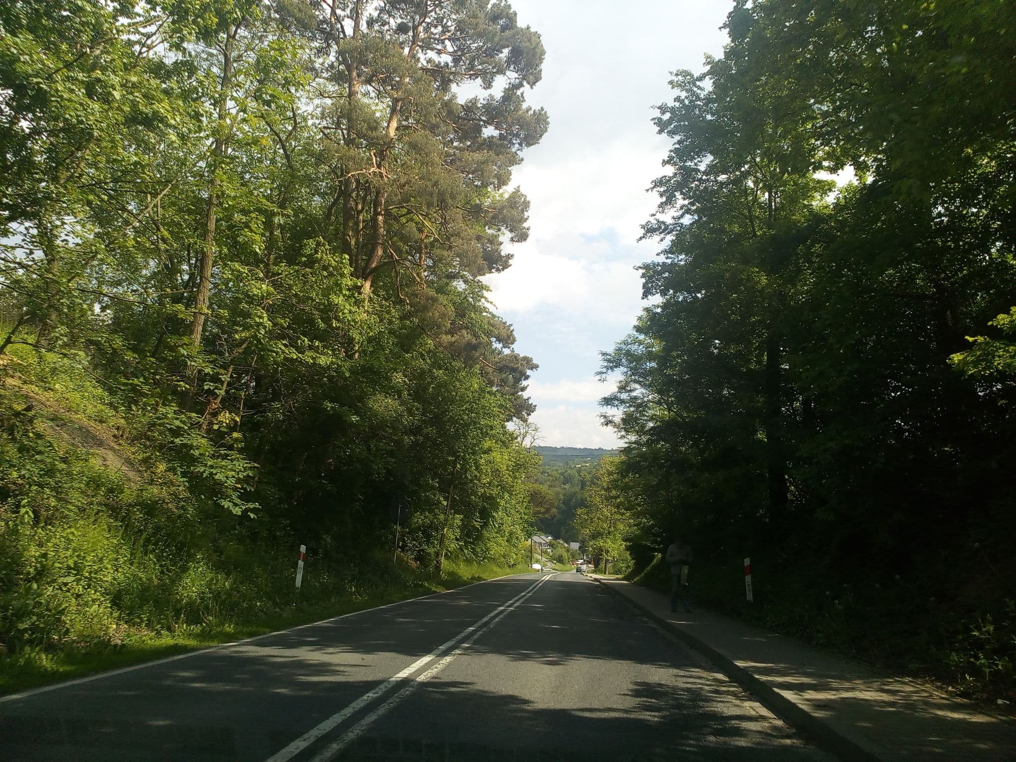 Street view near Domki w Gródku, Łososina Dolna — © snanek (CC BY-SA · Mapillary)