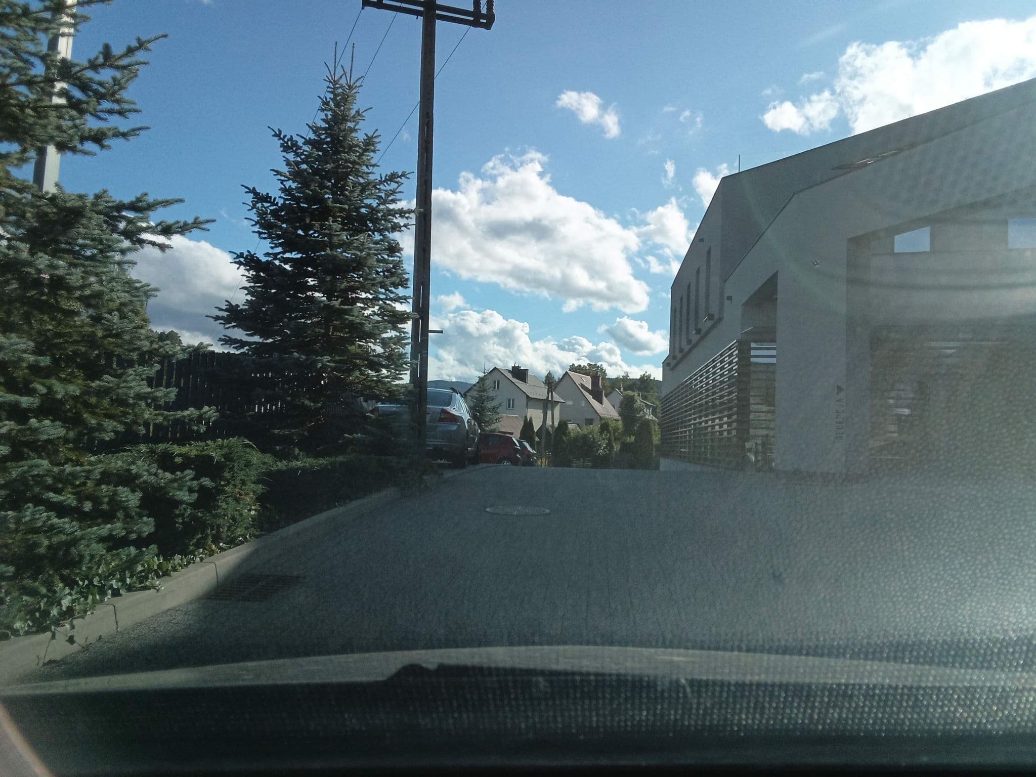 Street view near Jaworz. Hotel, Limanowa — © Zbigniew_Czernik (CC BY-SA · Mapillary)