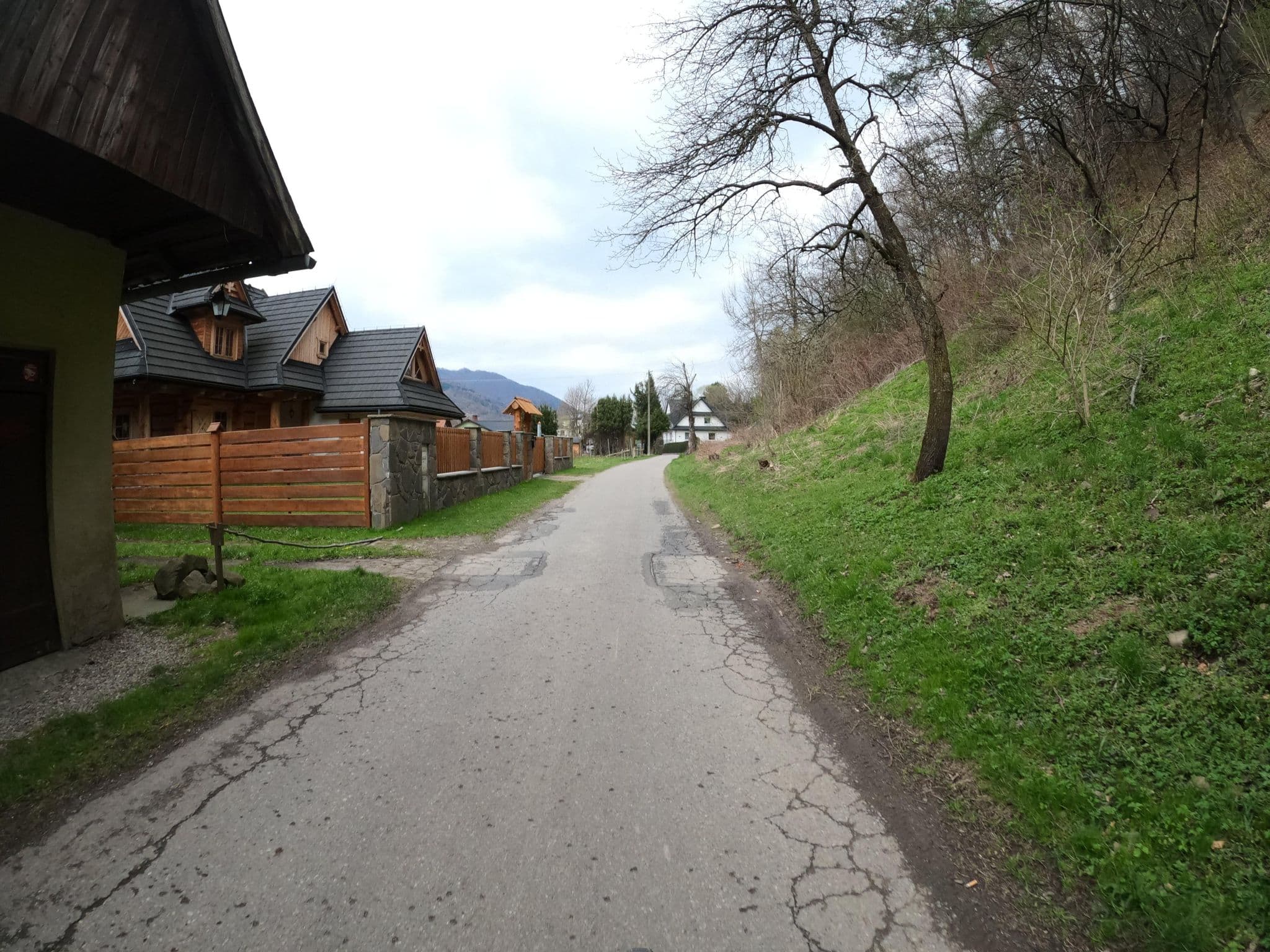 Street view near Domek w Pieninach, Krościenko nad Dunajcem — © masterofnoroad (CC BY-SA · Mapillary)