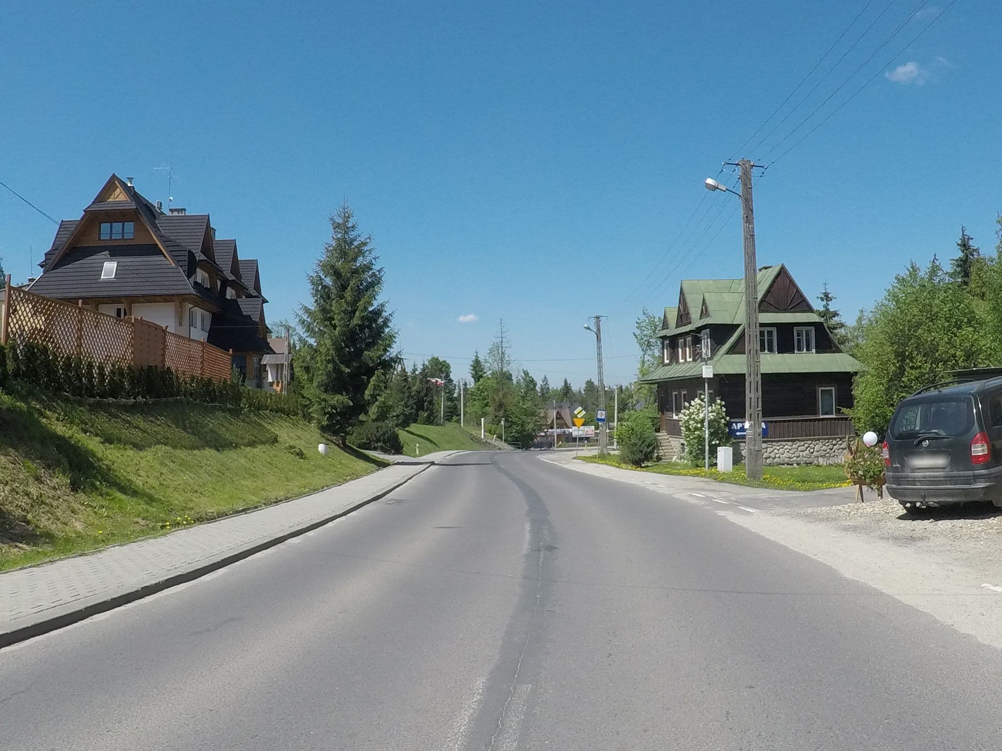 Street view near "Willa Joanna" Joanna Wątorek, Bukowina Tatrzańska — © chrisbeddow (CC BY-SA · Mapillary)