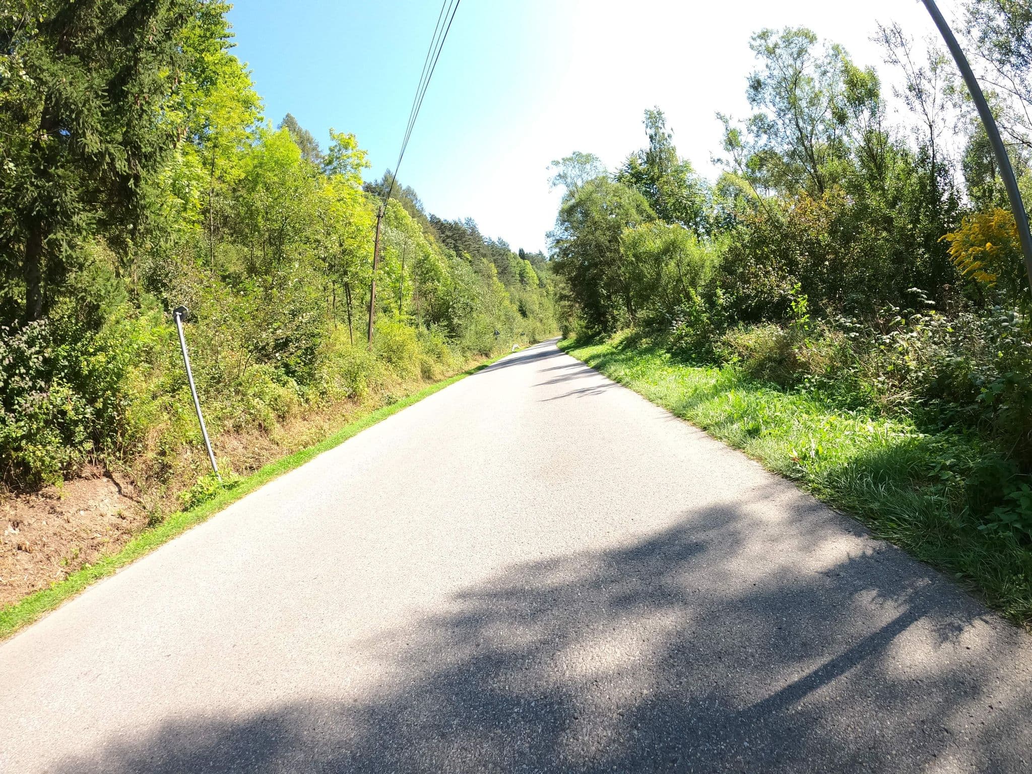 Street view near Penzión a reštaurácia Nova, Niedzica — © masterofnoroad (CC BY-SA · Mapillary)