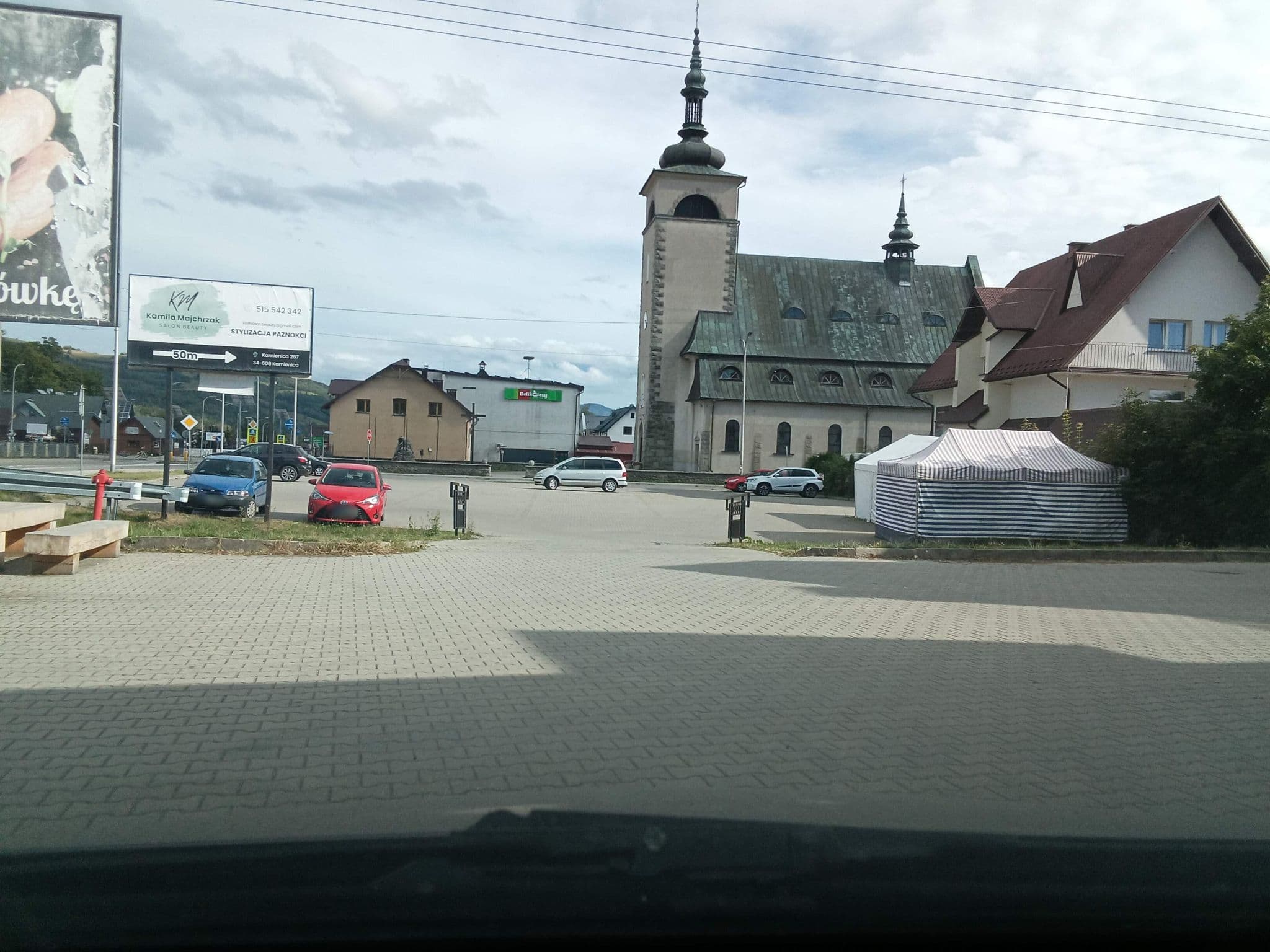 Street view near Dworek Gorce, Ochotnica Dolna — © Zbigniew_Czernik (CC BY-SA · Mapillary)