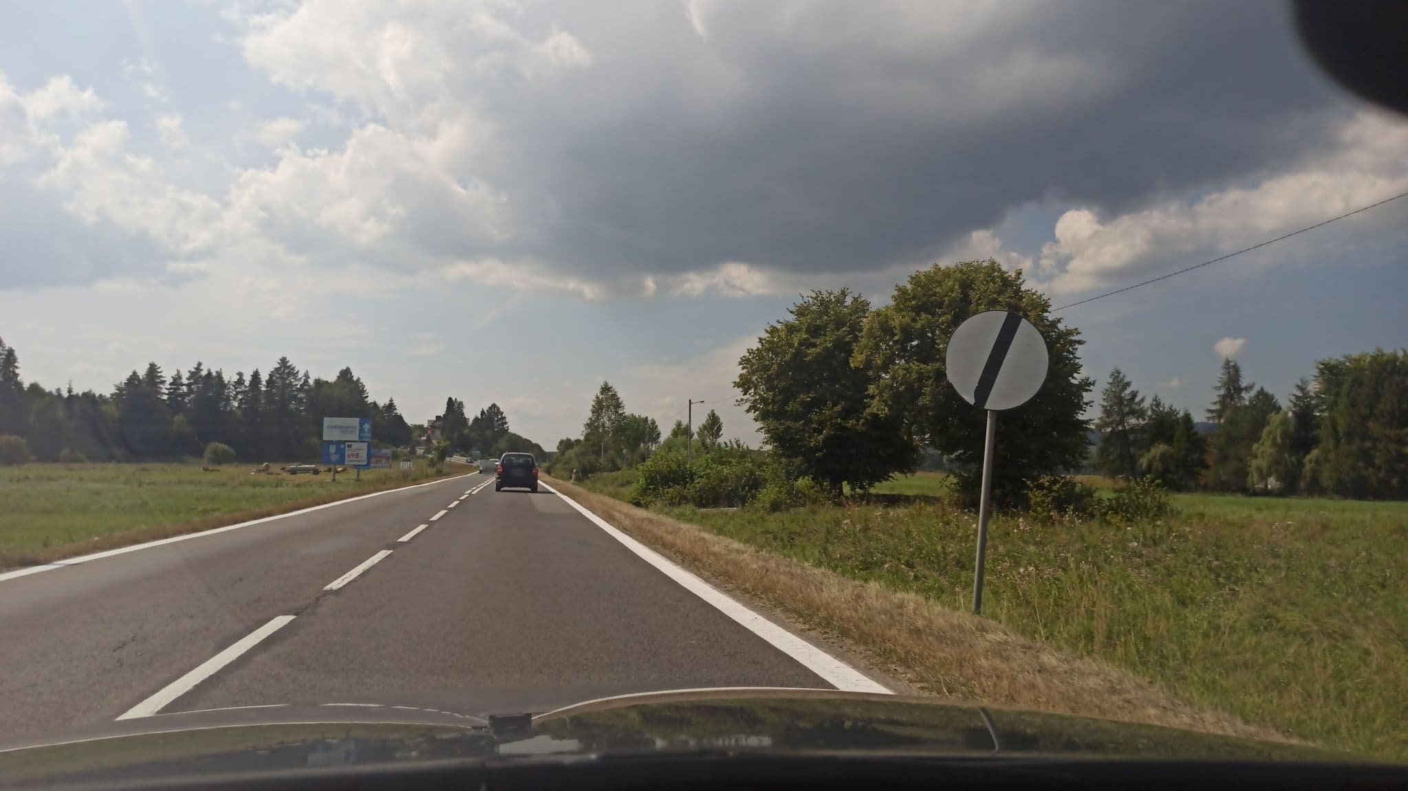 Street view near Villa Akiko, Łopuszna — © gandal543 (CC BY-SA · Mapillary)