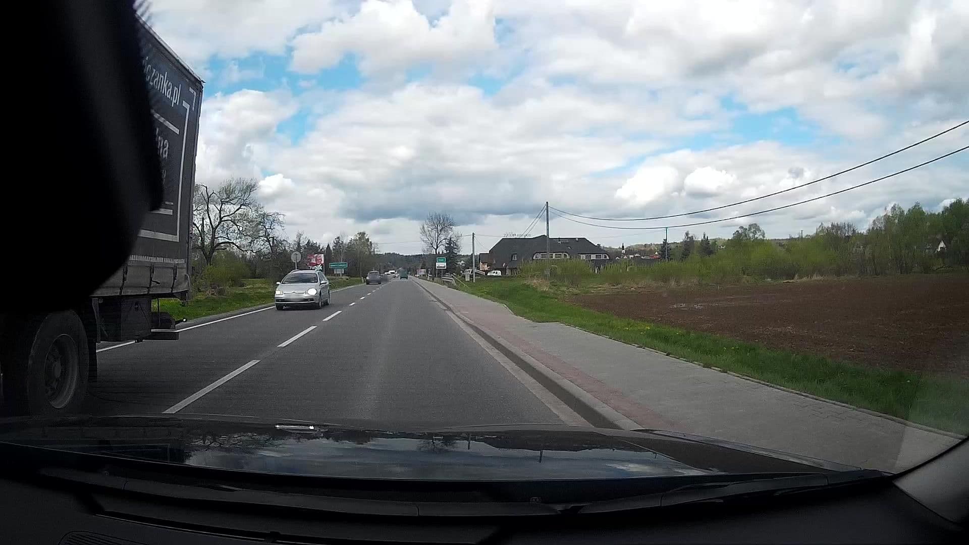 Street view near Gospoda i Hotel Tadeusz, Gnojnik — © IMC1964 (CC BY-SA · Mapillary)
