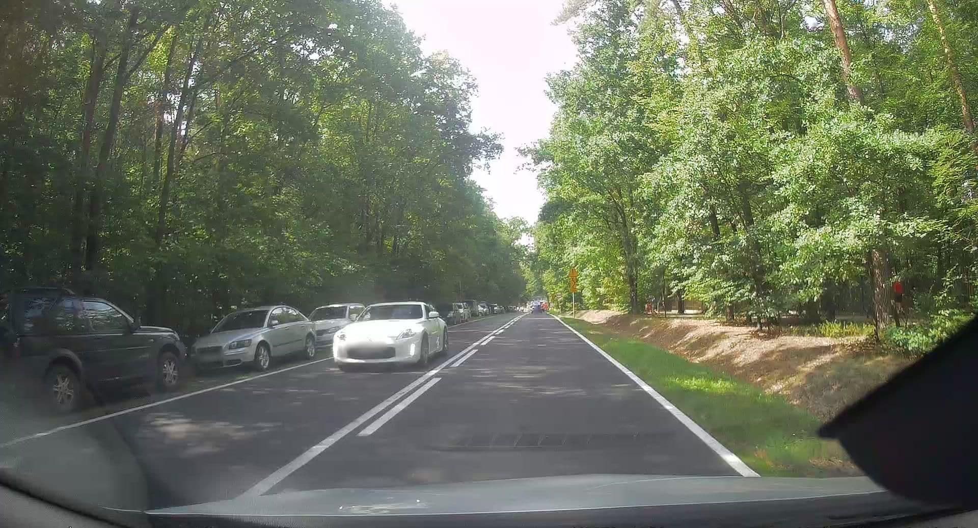 Street view near Rezydencja Spalska, Tomaszów Mazowiecki — © edc22 (CC BY-SA · Mapillary)