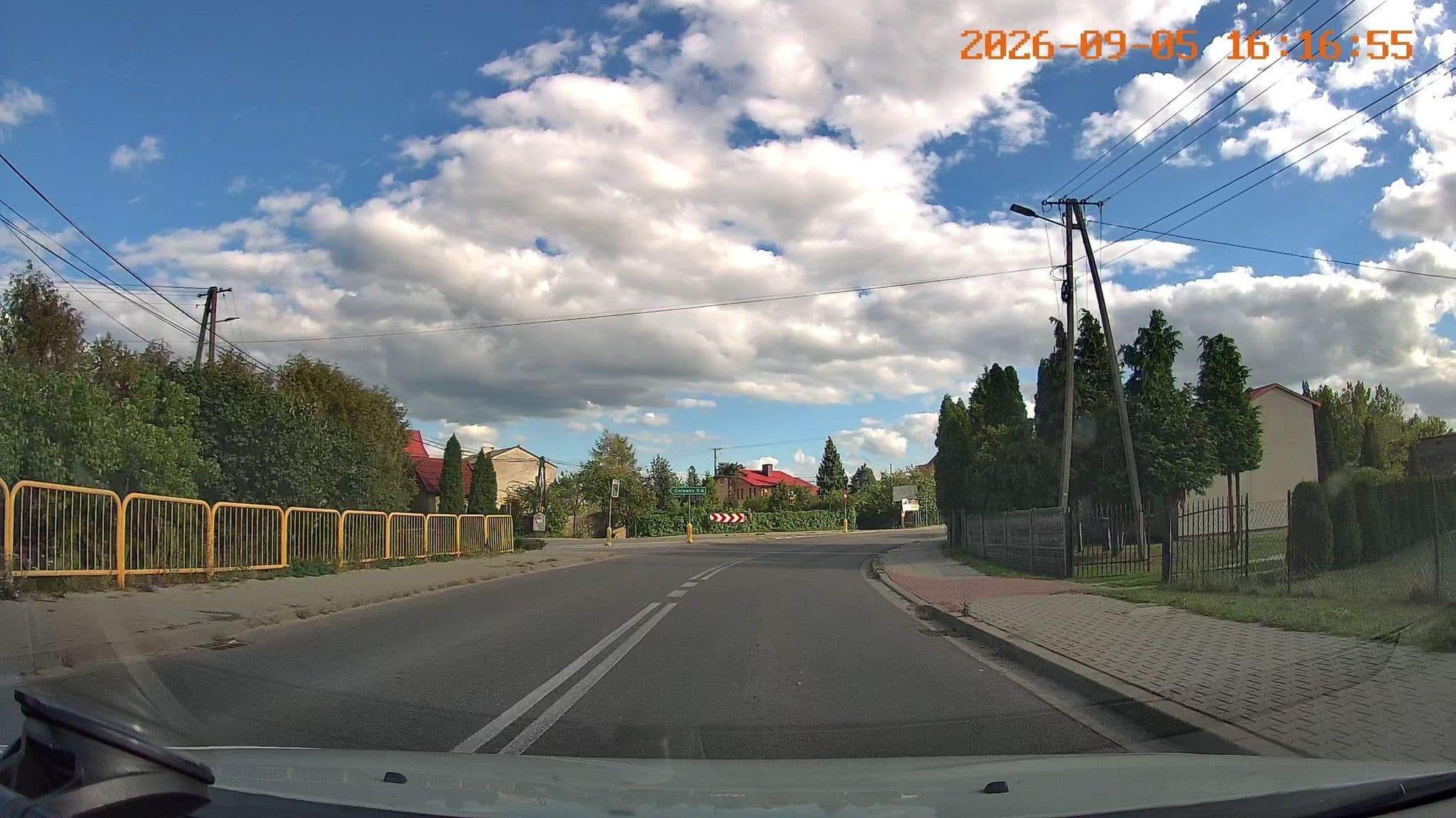 Street view near Chelosiowy Dworek, Piekoszów — © jswk (CC BY-SA · Mapillary)
