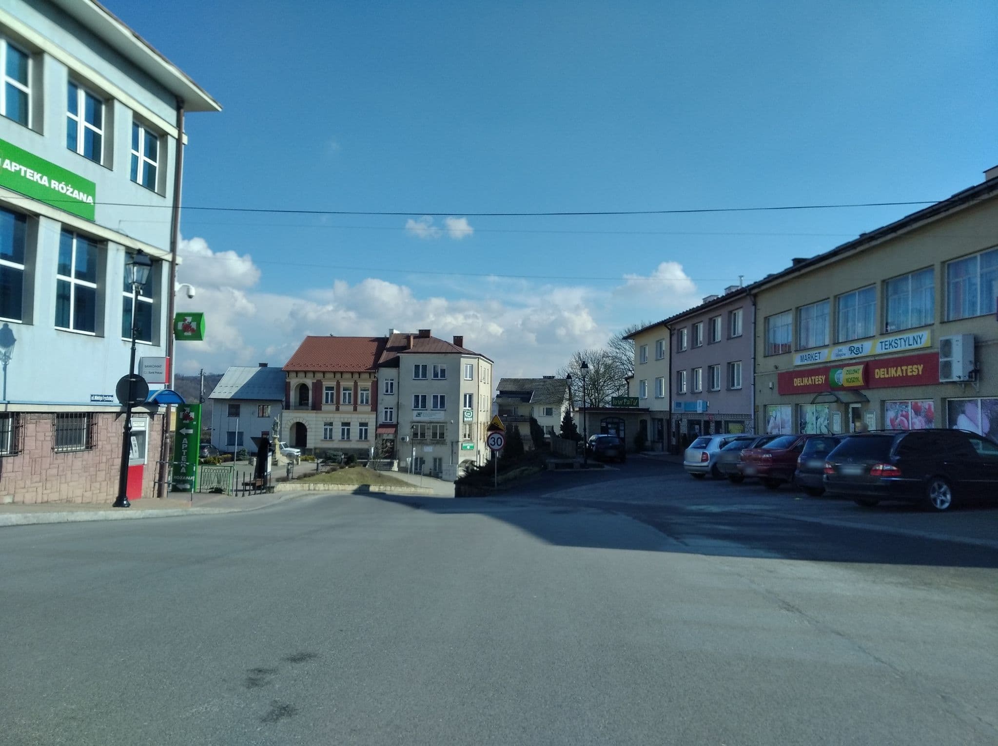 Street view near Jubilatka - Hotelik, Łęki — © czecko (CC BY-SA · Mapillary)