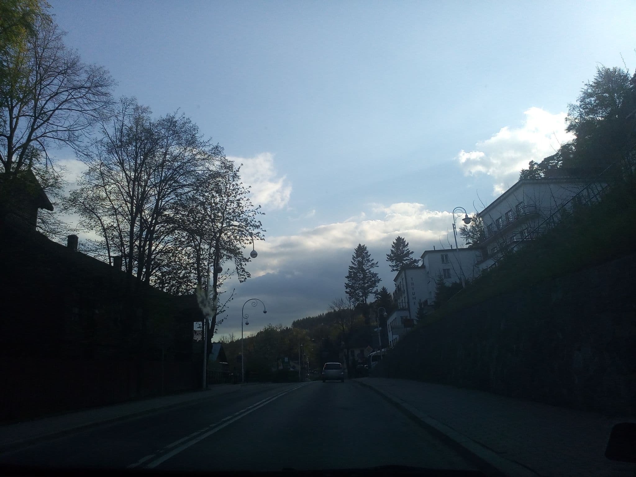 Street view near Artur Garbowski Firma Handlowo-Usługowa GARBO, Krynica-Zdrój — © snanek (CC BY-SA · Mapillary)