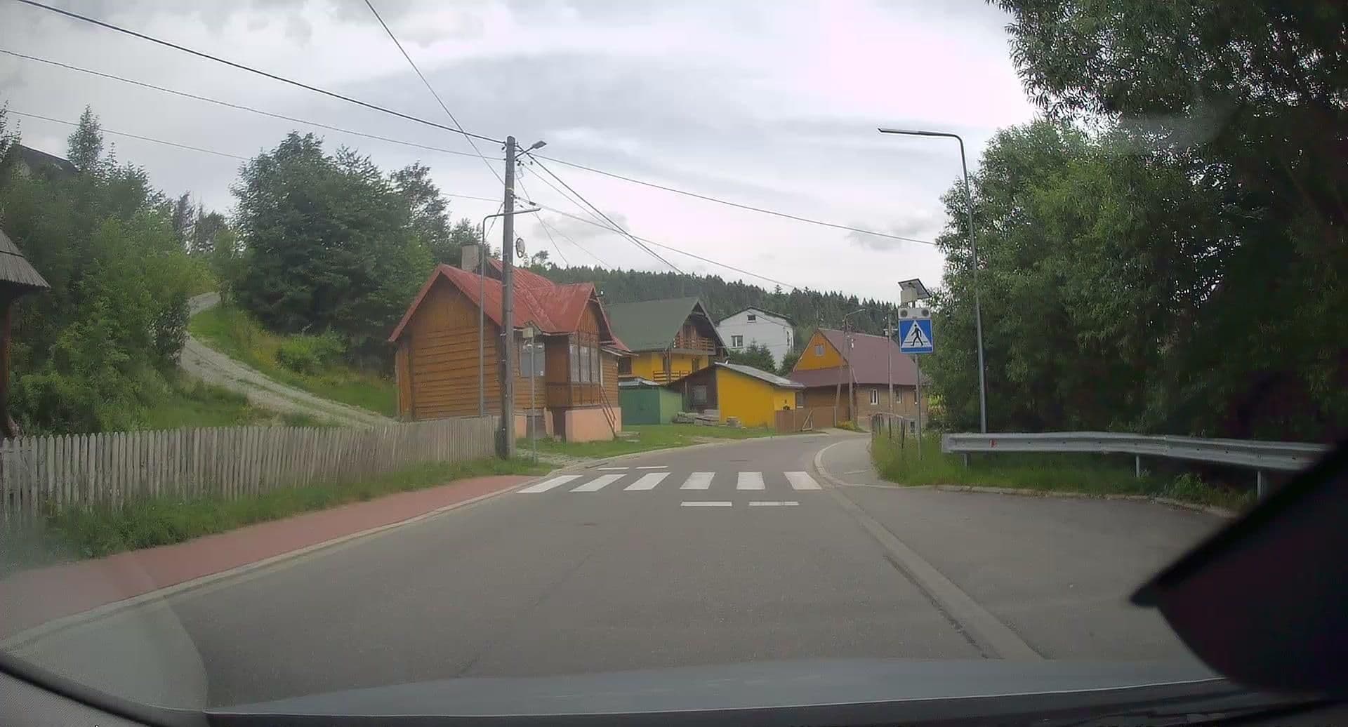 Street view near Zofia Ziaja Kwatery Prywatne "WILLA ZDRÓJ", Krynica-Zdrój — © edc22 (CC BY-SA · Mapillary)
