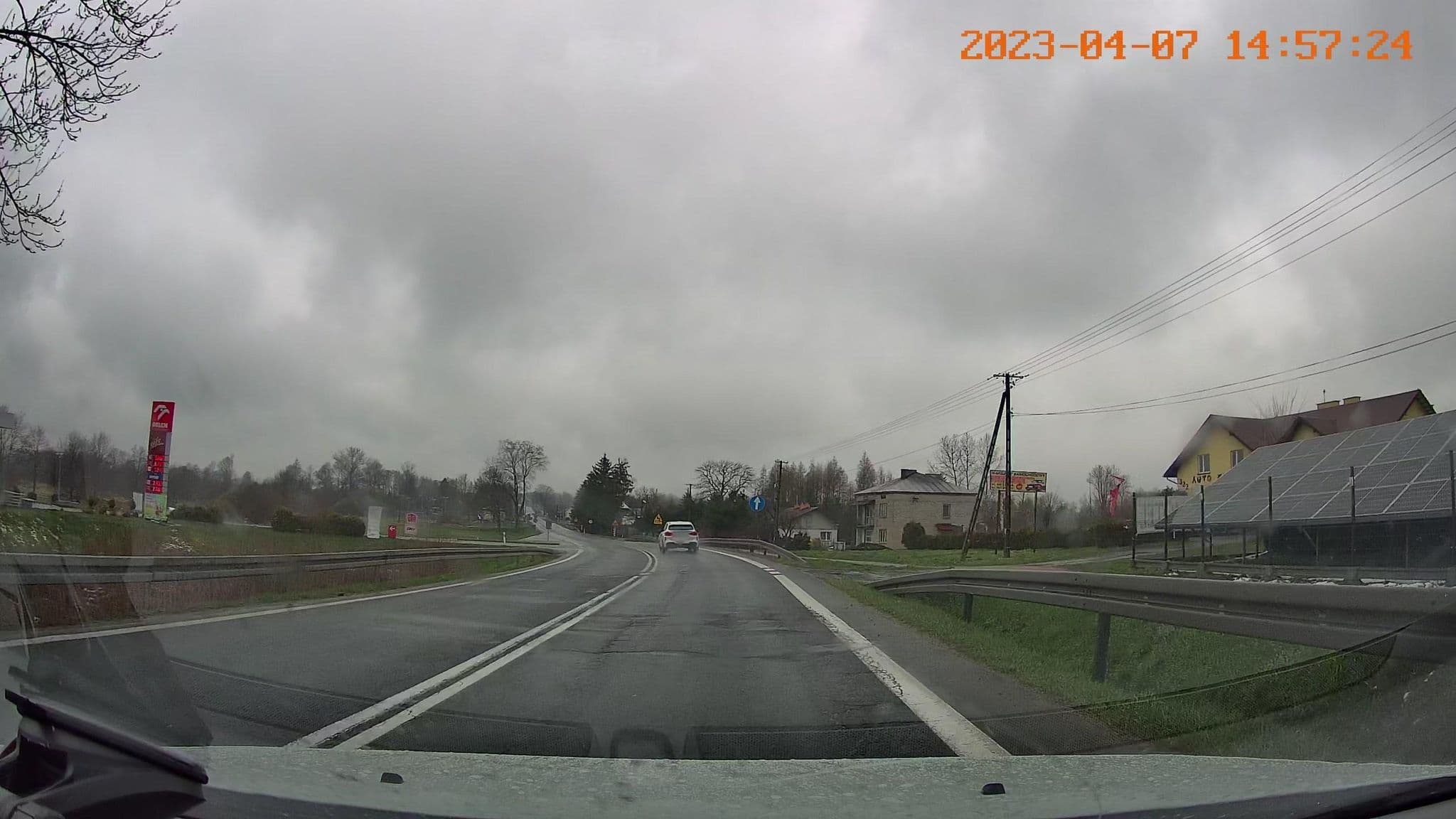 Street view near Hotel Restauracja Venus, Jedlicze — © jswk (CC BY-SA · Mapillary)