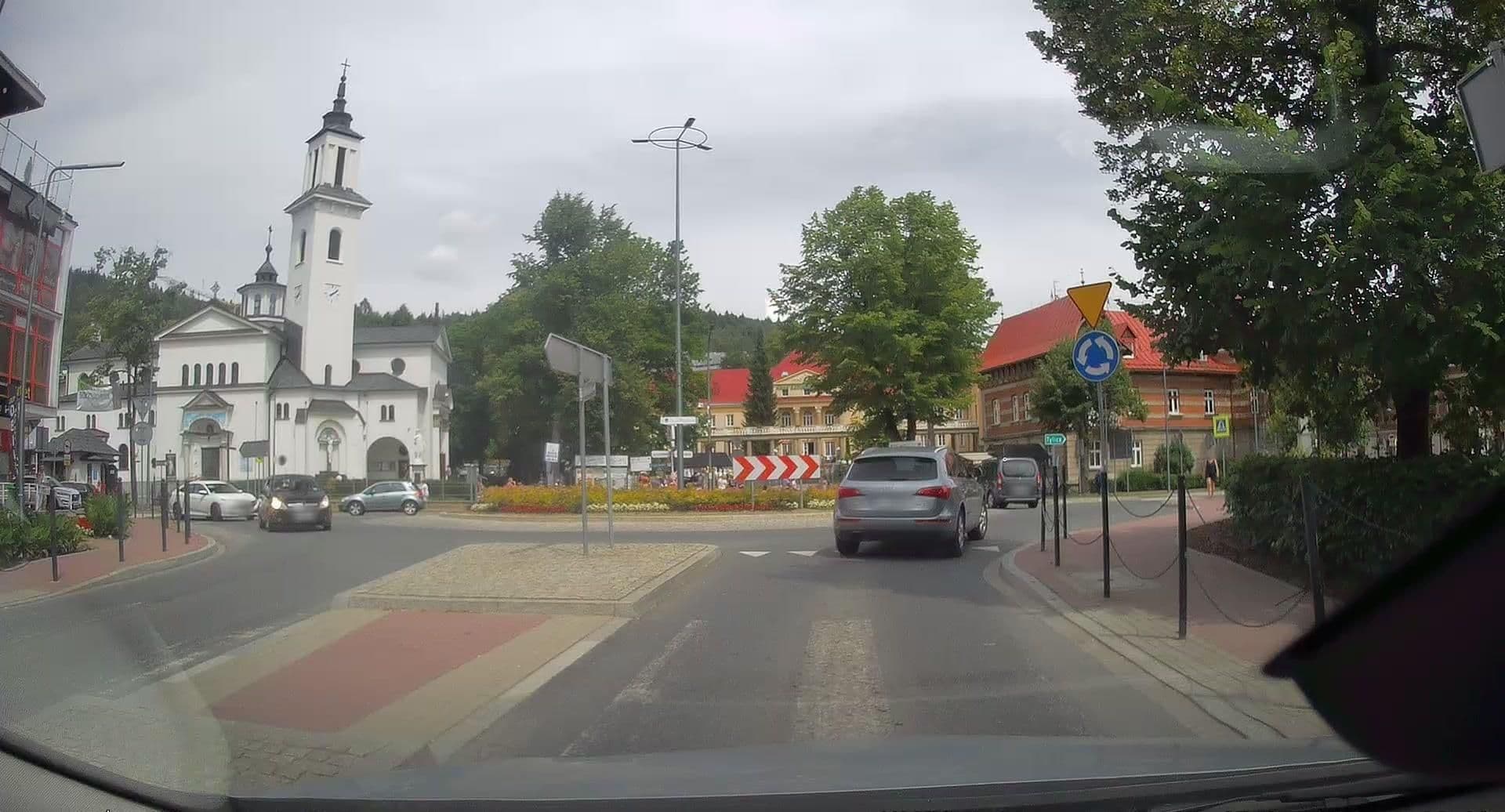 Street view near Apartamenty, mieszkania. Krynica Zdrój, Krynica-Zdrój — © edc22 (CC BY-SA · Mapillary)