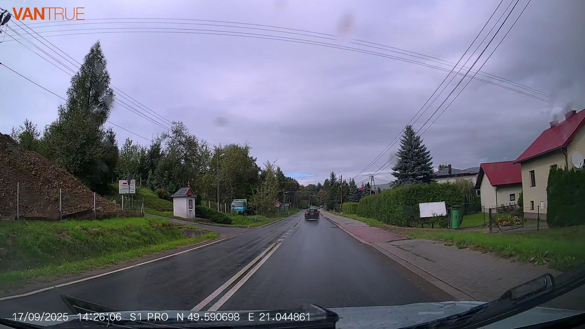 Street view near Dominium Ropa Sp. z o.o., Ropa — © Driven2574 (CC BY-SA · Mapillary)