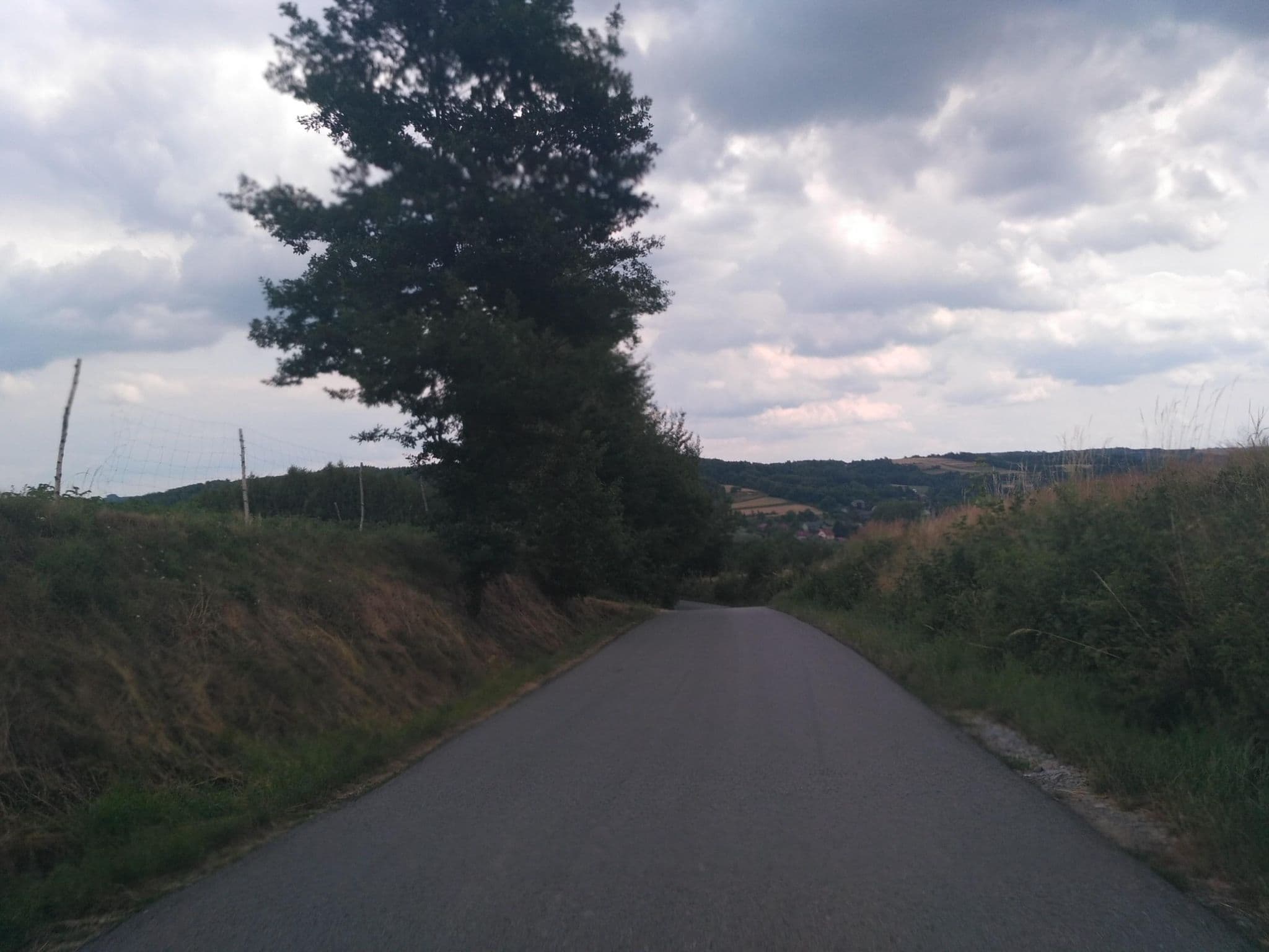 Street view near Kędziorówka Gospodarstwo Agroturystyczne, Niedźwiada — © czecko (CC BY-SA · Mapillary)