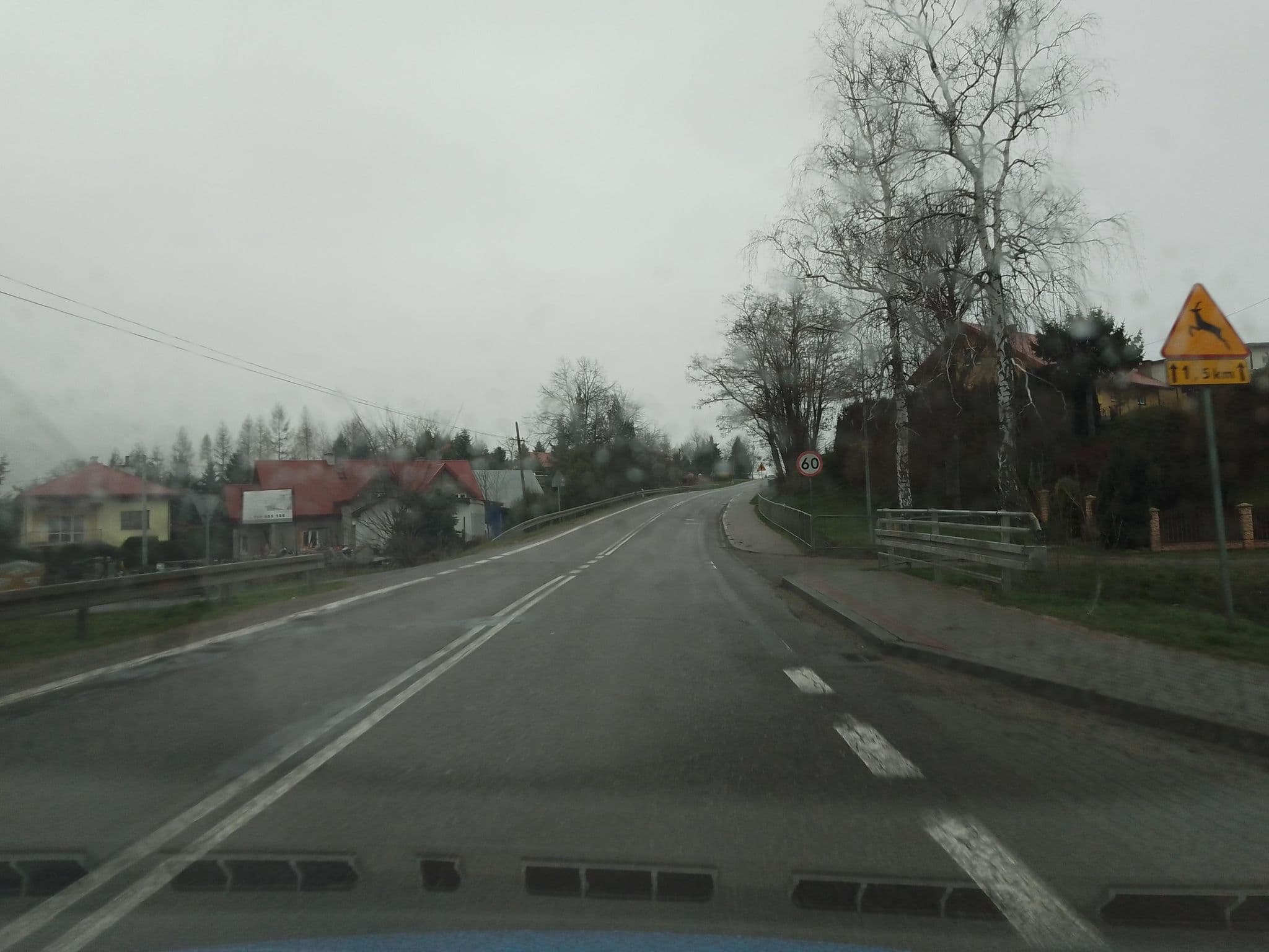 Street view near Kmicic. Motel przedsiębiorstwa Johson, Sanok — © czecko (CC BY-SA · Mapillary)
