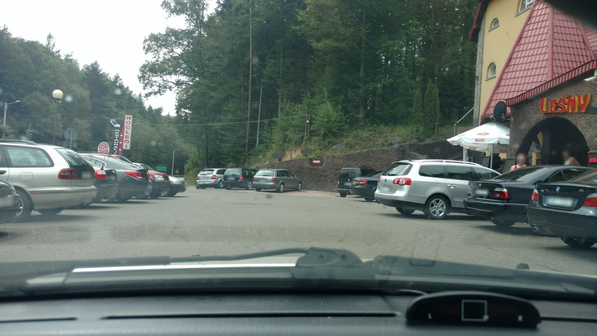 Street view near Lesny Dwor, Konieczkowa — © nerrox (CC BY-SA · Mapillary)