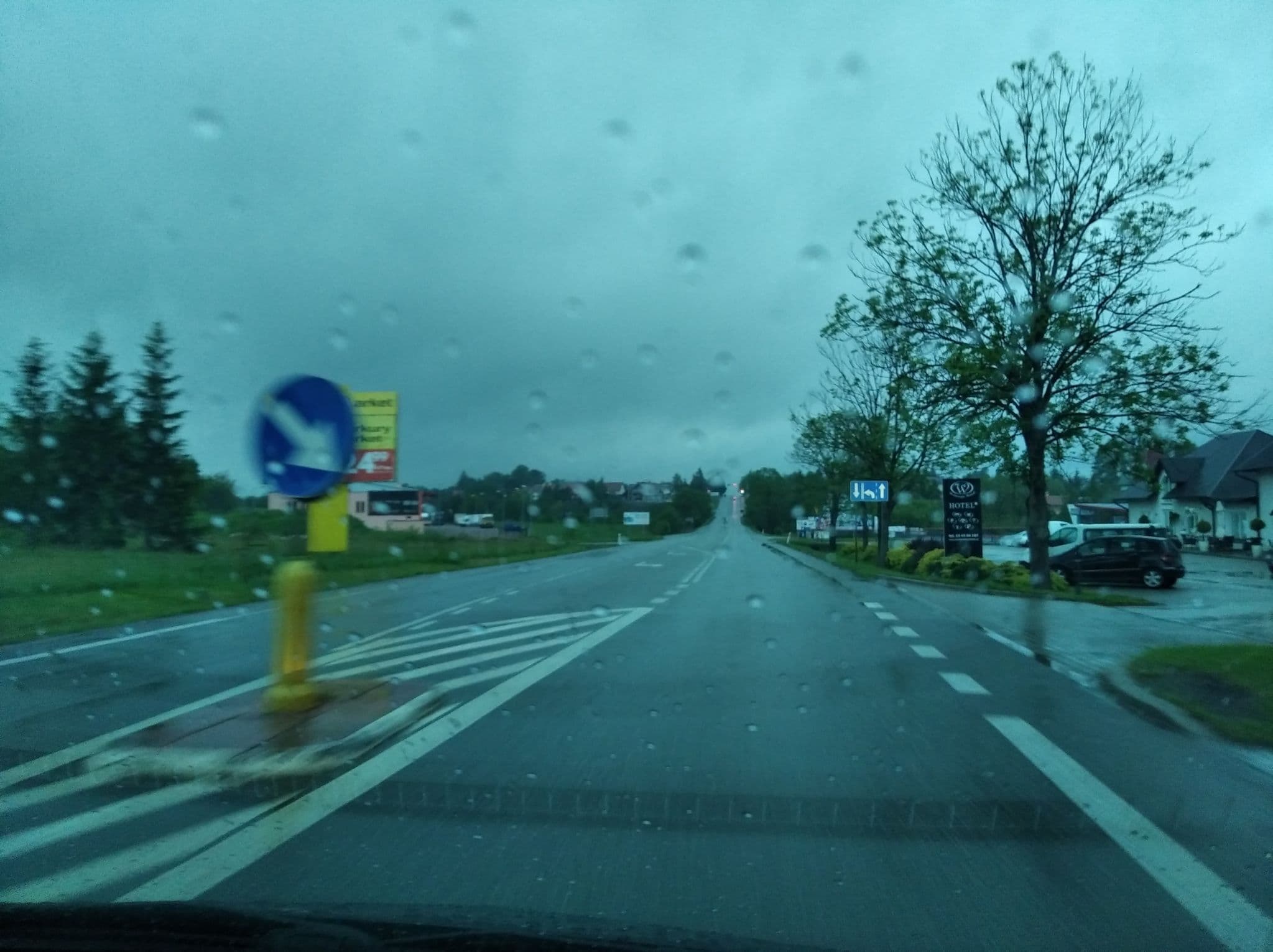 Street view near Wodnik. Zajazd, Restauracja. Imprezy Okolicznościowe, Krosno — © czecko (CC BY-SA · Mapillary)
