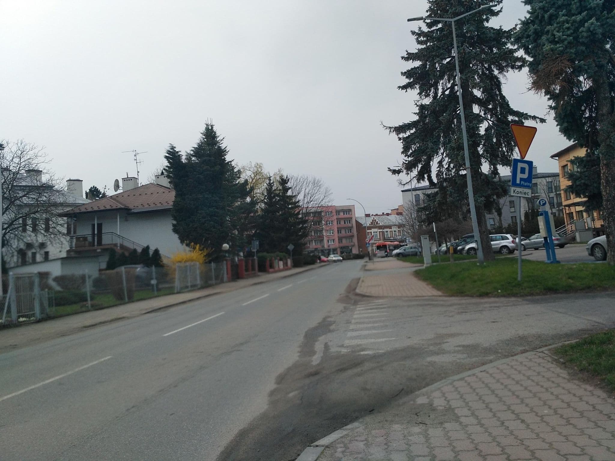 Street view near Wynajem Pokoi Rymarz Józef, Krosno — © czecko (CC BY-SA · Mapillary)