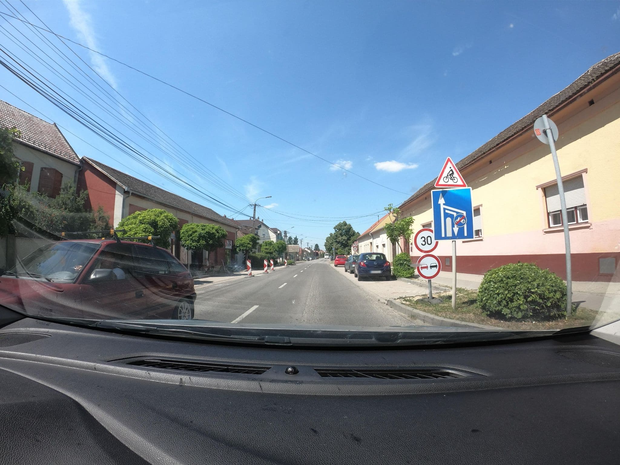 Street view near Rókabajusz Vendégház, Bátaszék — © vst (CC BY-SA · Mapillary)