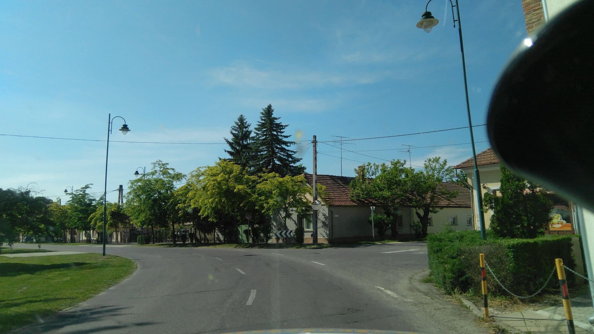Street view near Lovagvár apartmanok, Gyula — © pppetra (CC BY-SA · Mapillary)