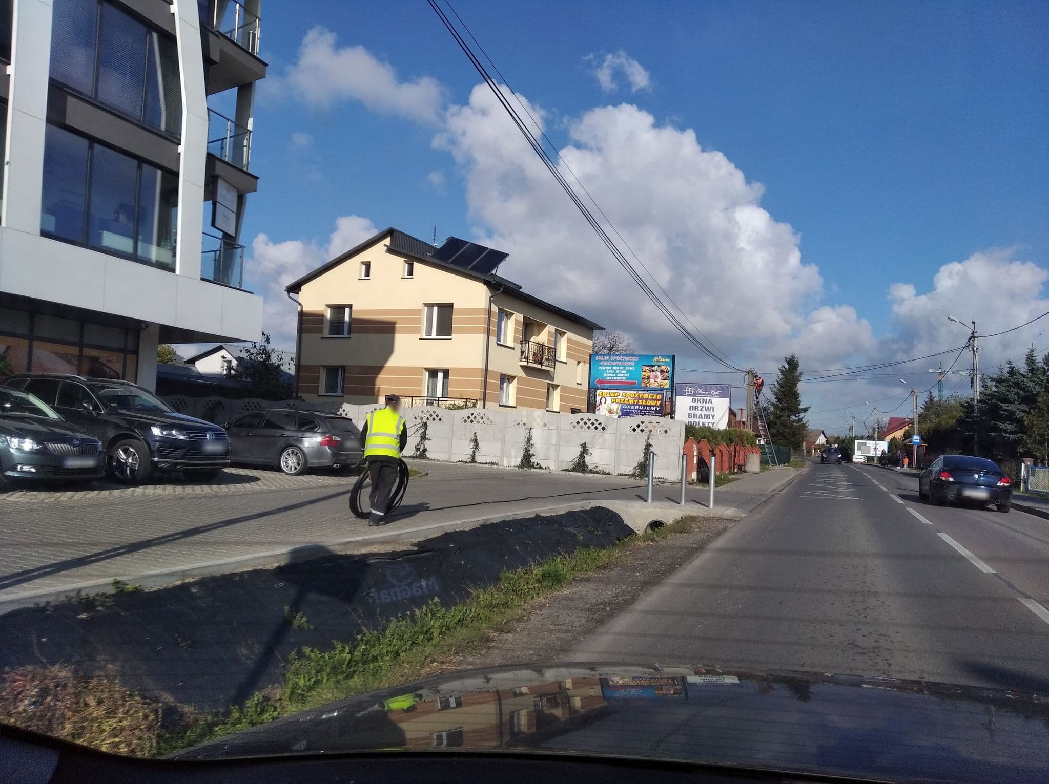 Street view near Zigzak Apartments Superior 9A, Rzeszów — © czecko (CC BY-SA · Mapillary)