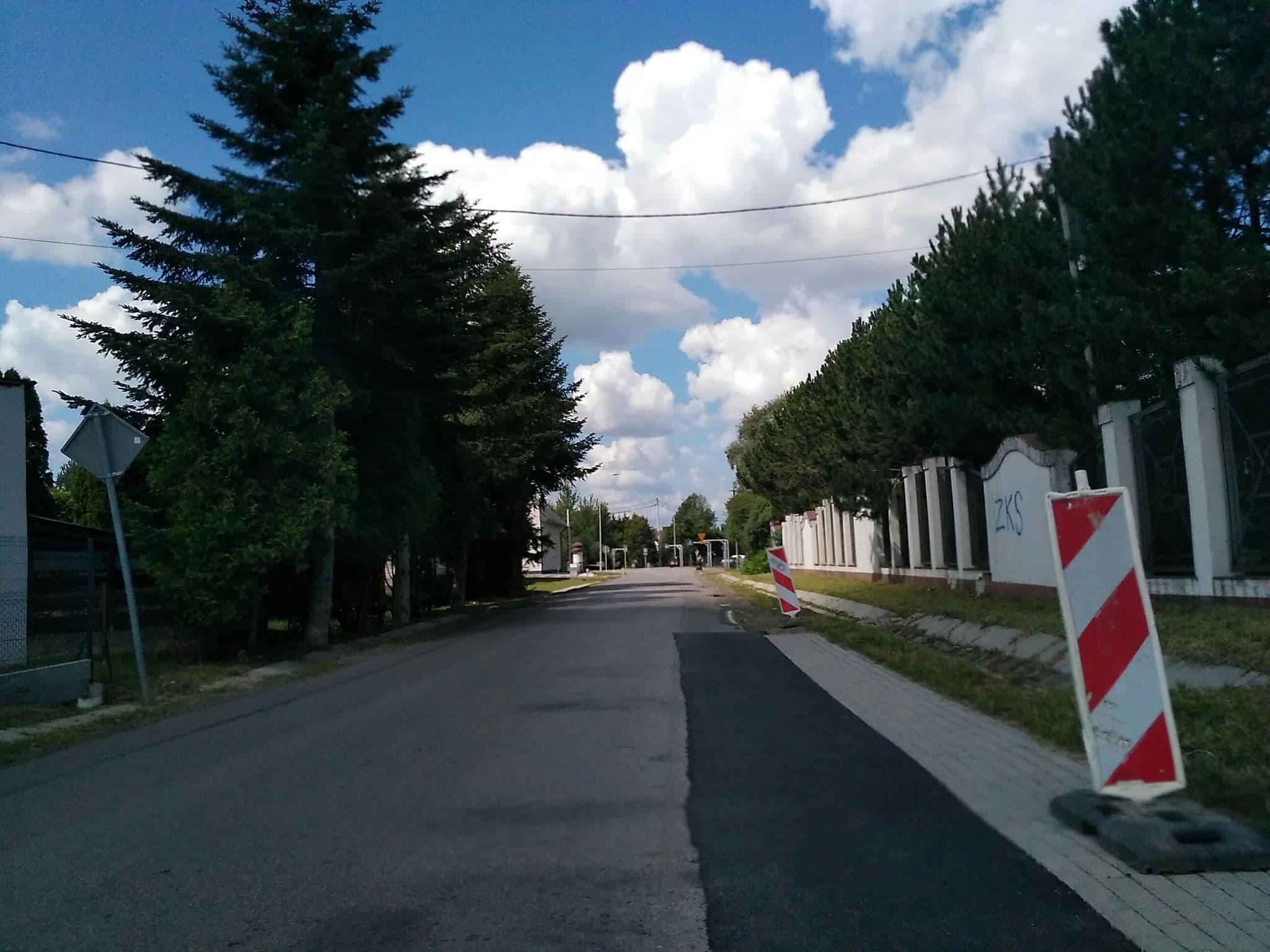 Street view near Apartamenty Capitol, Tyczyn — © czecko (CC BY-SA · Mapillary)