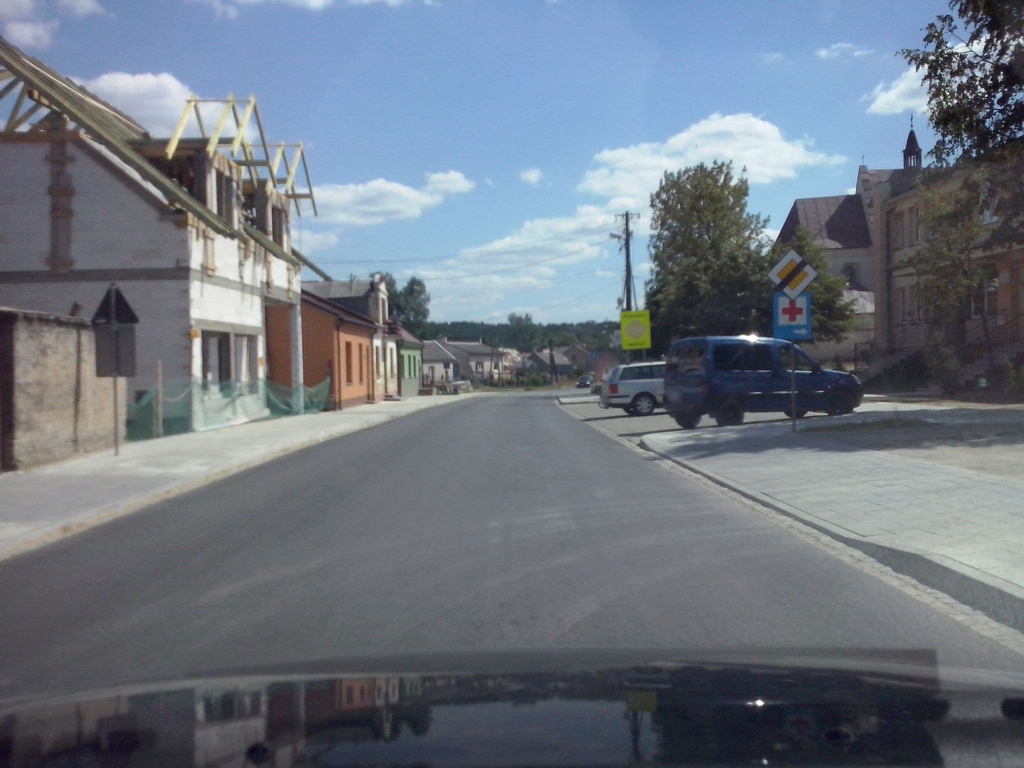 Street view near Dom Lekarza, Raków — © Zbigniew_Czernik (CC BY-SA · Mapillary)