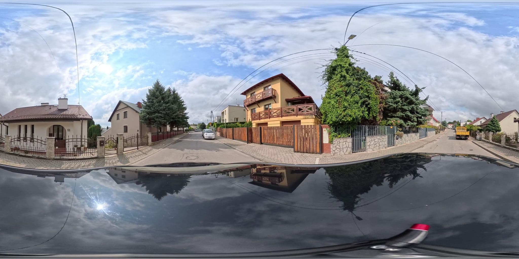 Street view near Rubinowe Apartamenty, Sandomierz — © David177 (CC BY-SA · Mapillary)