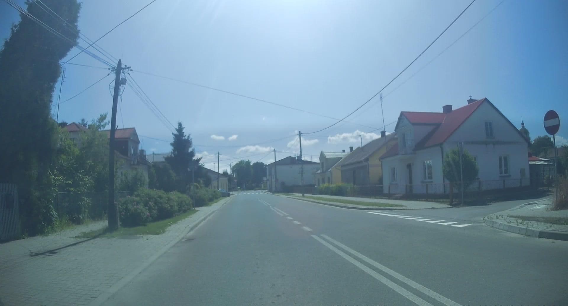 Street view near Zamkowy - Hotel Agencji Rozwoju Przemysłu S.a., Baranów Sandomierski — © edc22 (CC BY-SA · Mapillary)