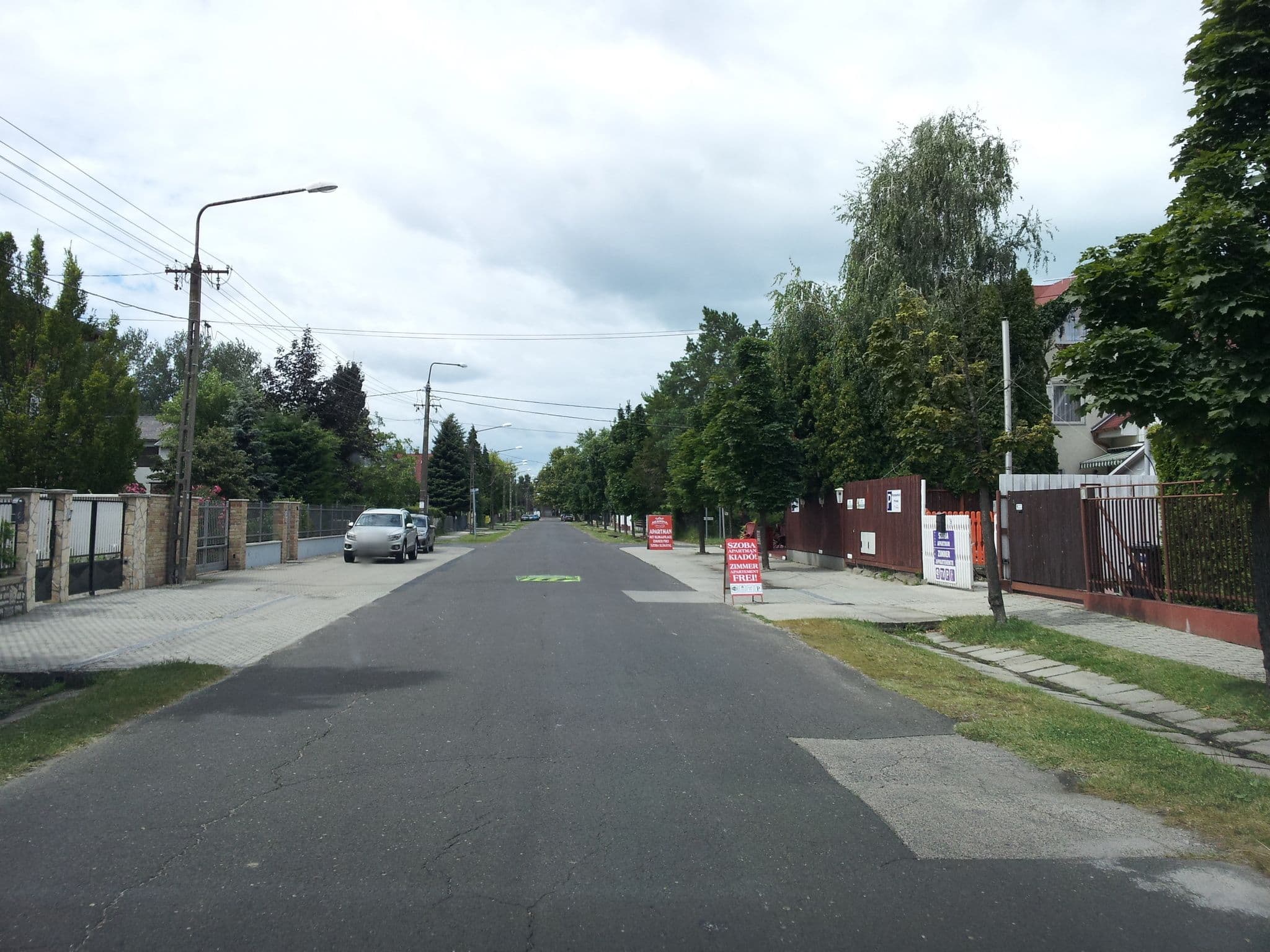 Street view near Villa Oázis, Siófok — © kolesajr (CC BY-SA · Mapillary)