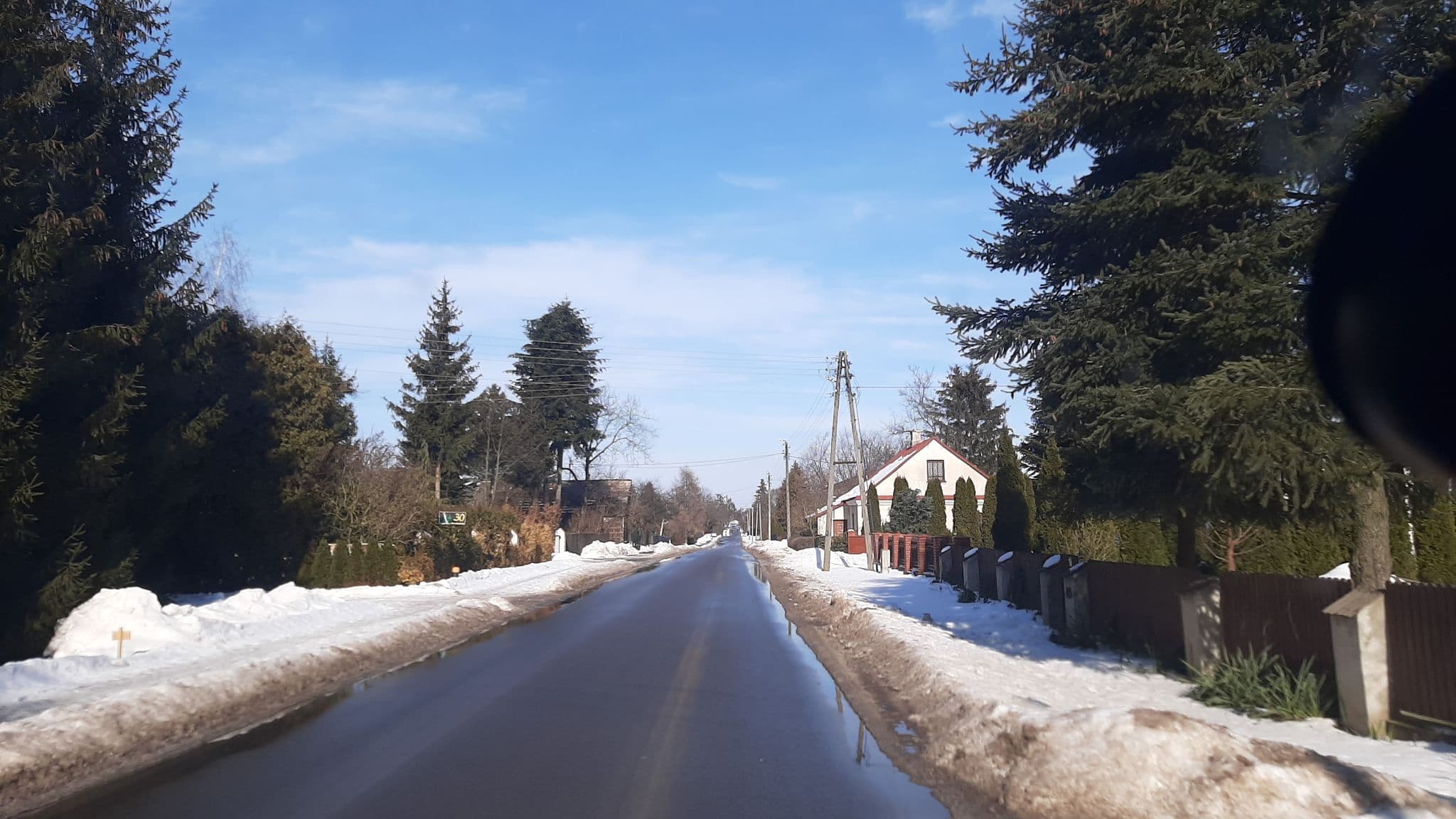Street view near Jolanta Bieniek "przy Zaciszu", Wąwolnica — © GiulianoMarcocelli (CC BY-SA · Mapillary)