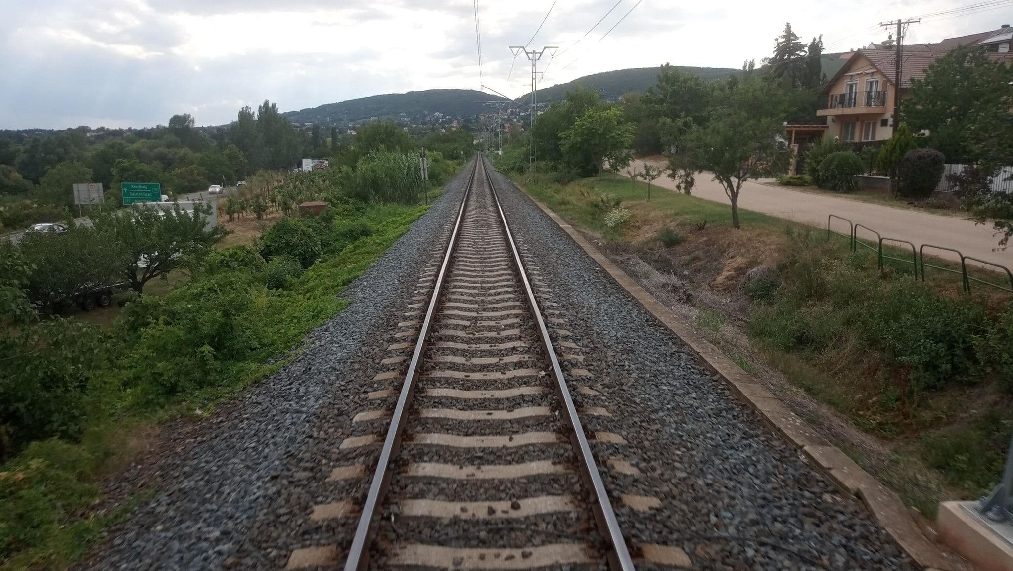 Street view near Ti-Ni Apartman, Csopak — © grozsa11 (CC BY-SA · Mapillary)